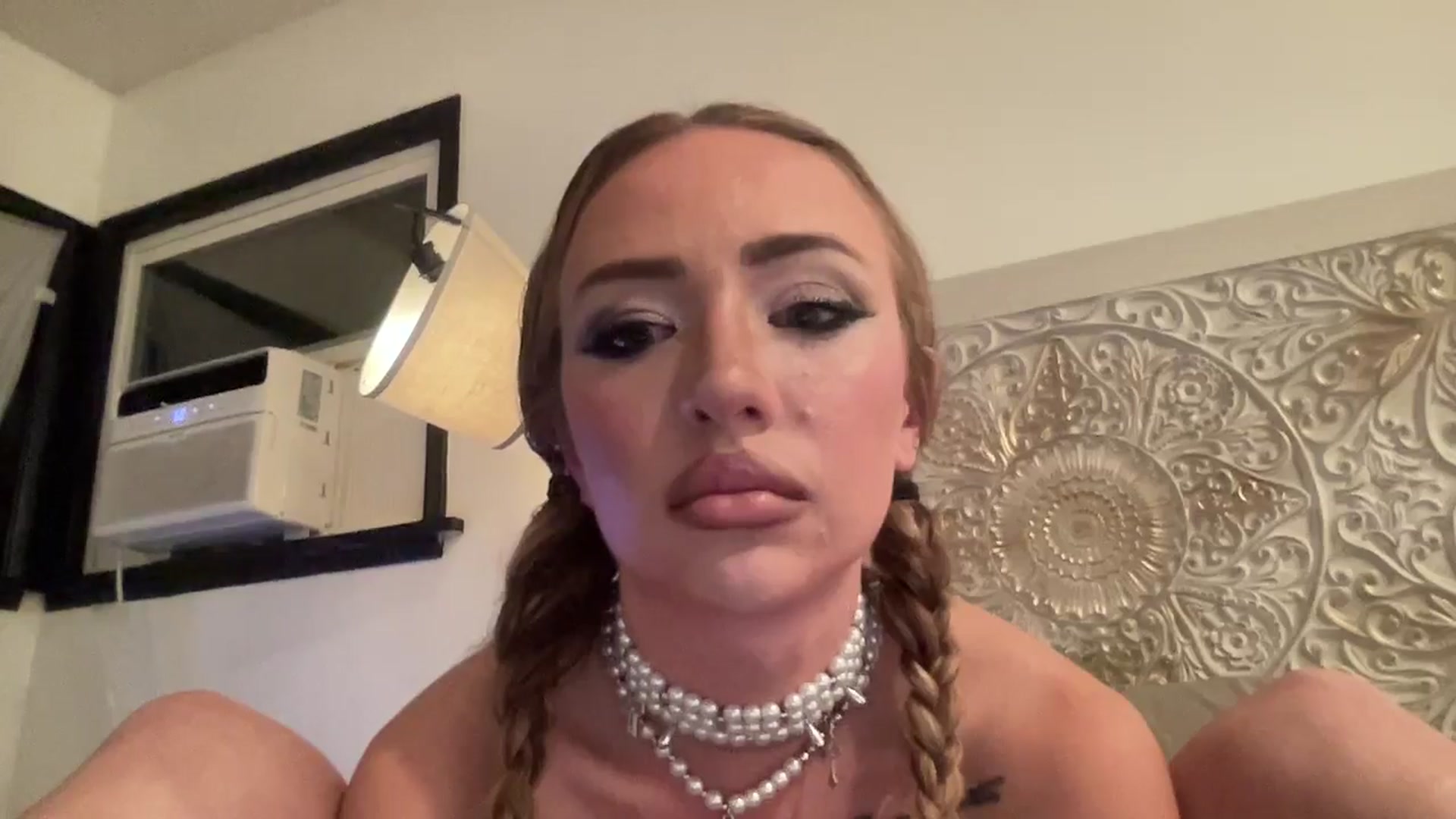 Gallery image thumbnail from AnaFoxx's myfreecams stream on, 10/15/2024, 07:53 image 9 of 20