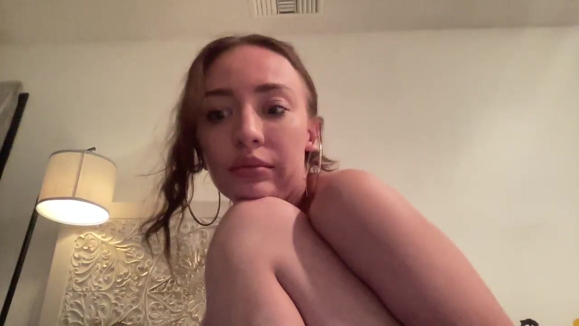 Gallery image thumbnail from AnaFoxx's myfreecams stream on, 12/28/2024, 11:34 image 16 of 20