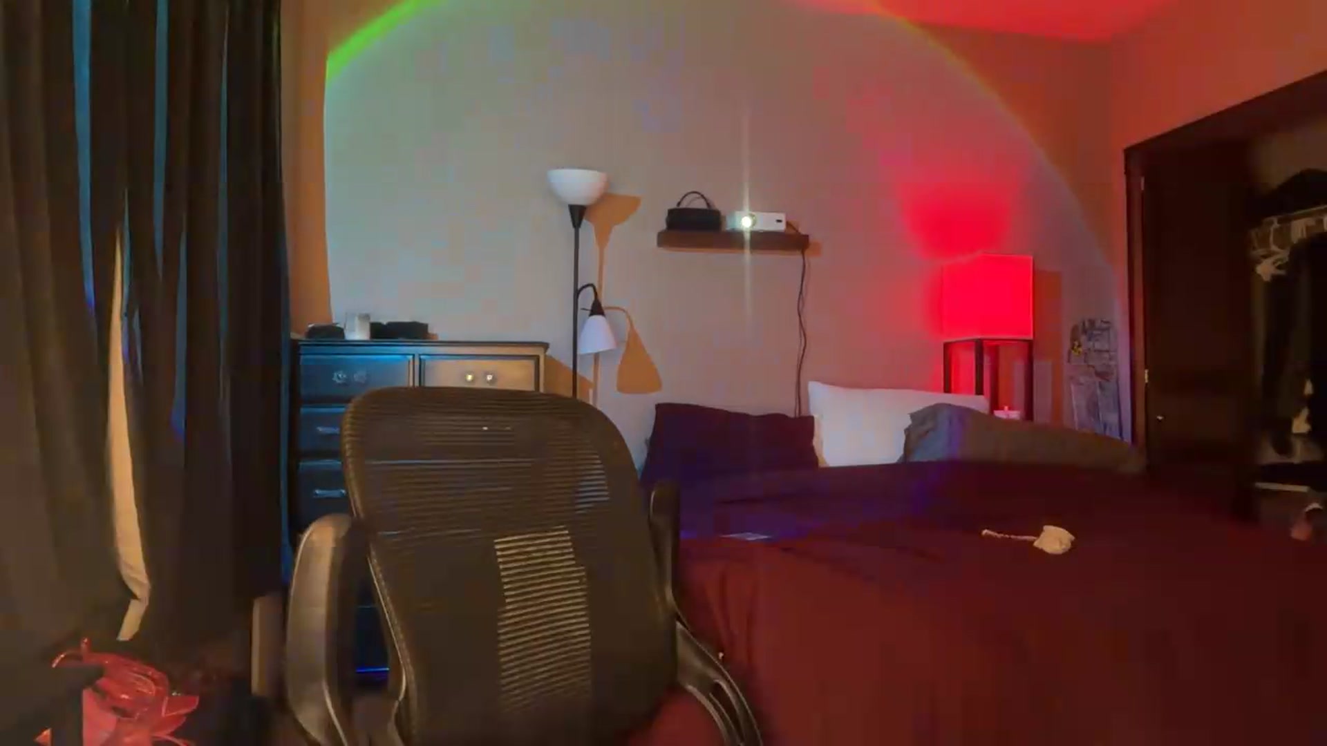 Gallery image thumbnail from AnaFoxx's myfreecams stream on, 06/22/2026, 08:55 image 19 of 20