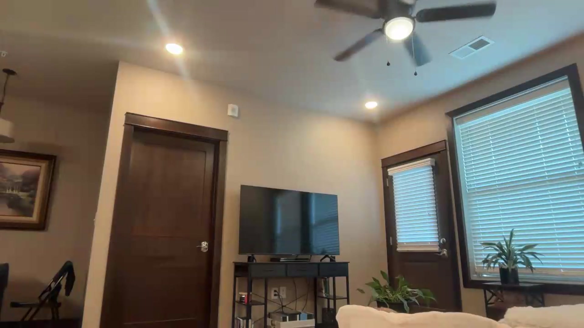 Gallery image thumbnail from AnaFoxx's myfreecams stream on, 08/12/2026, 16:55 image 7 of 20
