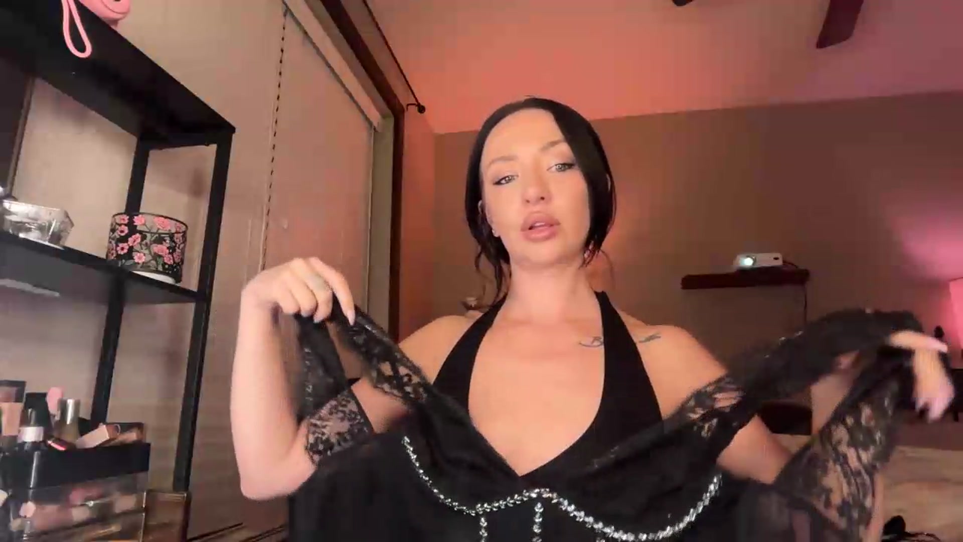 Gallery image thumbnail from AnaFoxx's myfreecams stream on, 08/14/2026, 10:00 image 3 of 20