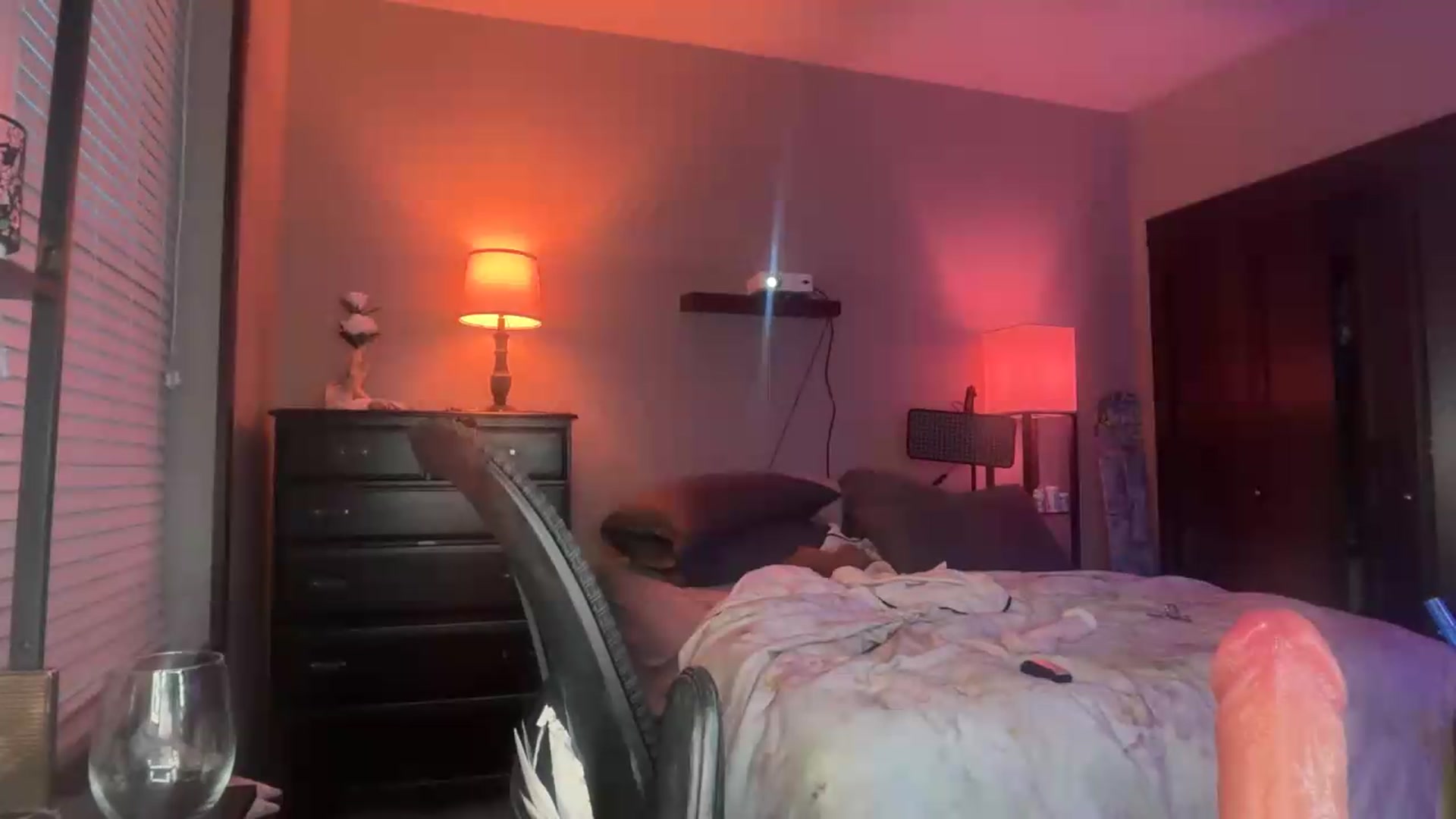 Gallery image thumbnail from AnaFoxx's myfreecams stream on, 08/16/2026, 13:19 image 3 of 20