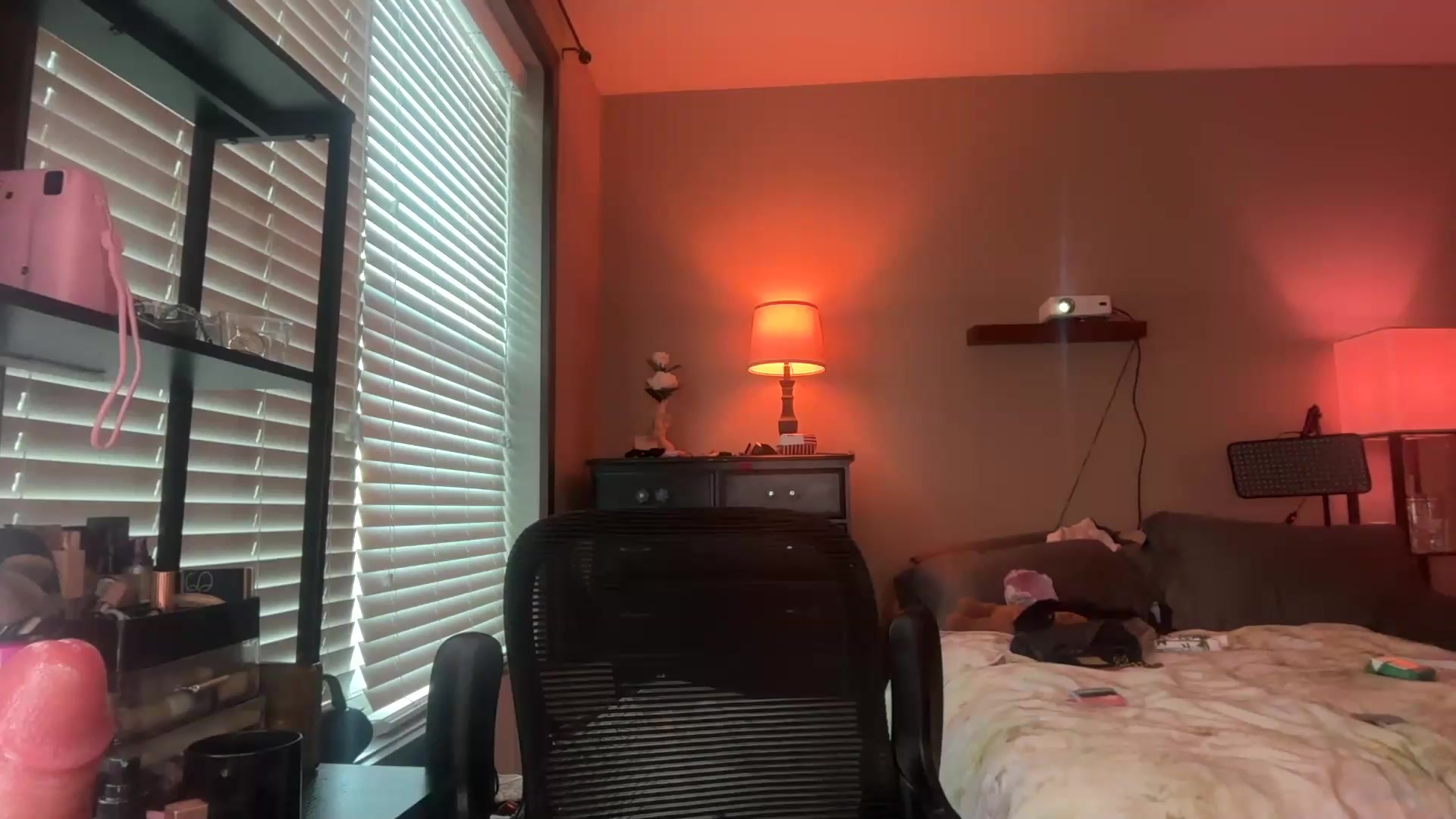 Gallery image thumbnail from AnaFoxx's myfreecams stream on, 08/21/2026, 13:22 image 19 of 20