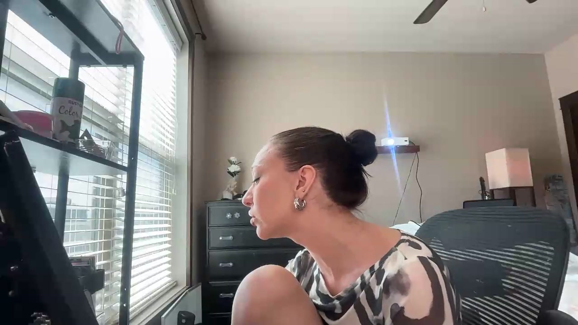 Gallery image thumbnail from AnaFoxx's myfreecams stream on, 09/06/2026, 20:56 image 7 of 20