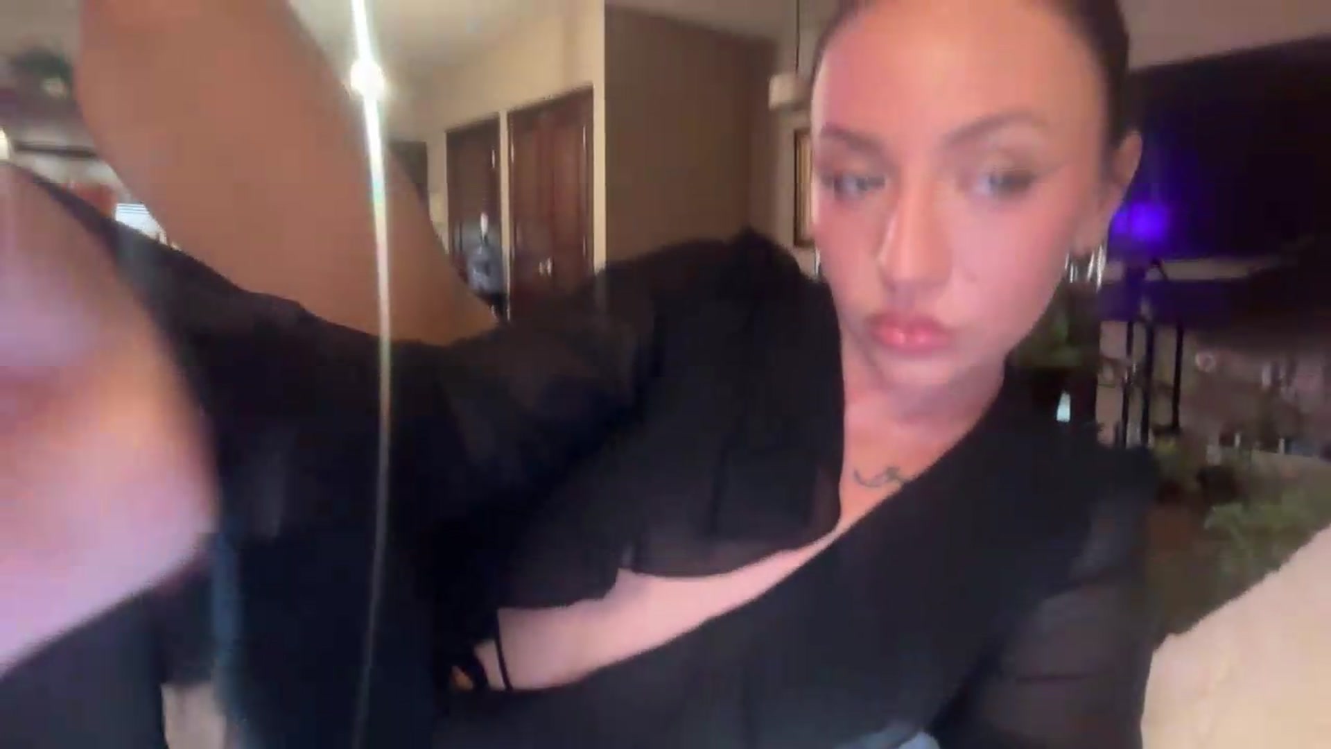 Gallery image thumbnail from AnaFoxx's myfreecams stream on, 09/07/2026, 11:10 image 2 of 20
