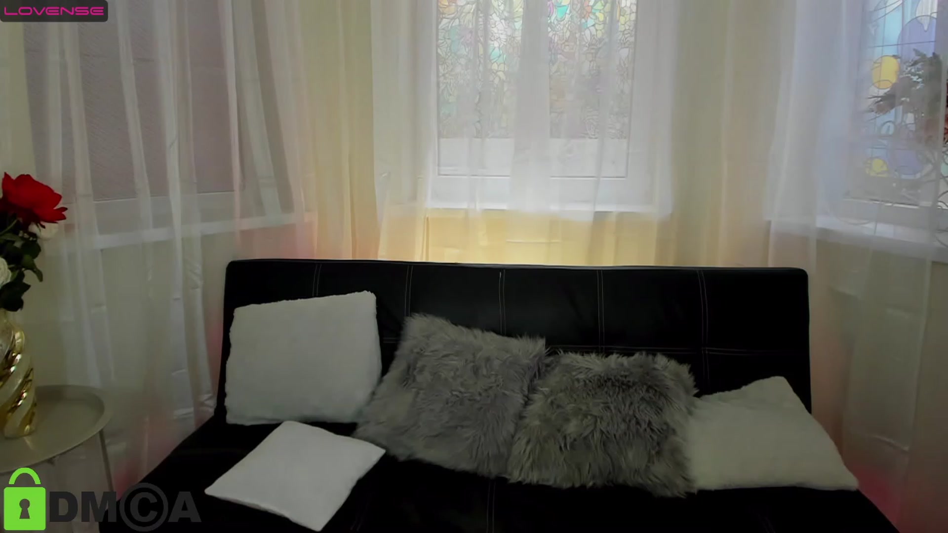 Gallery image thumbnail from AnaFoxy's myfreecams stream on, 04/02/2023, 11:26 image 14 of 20