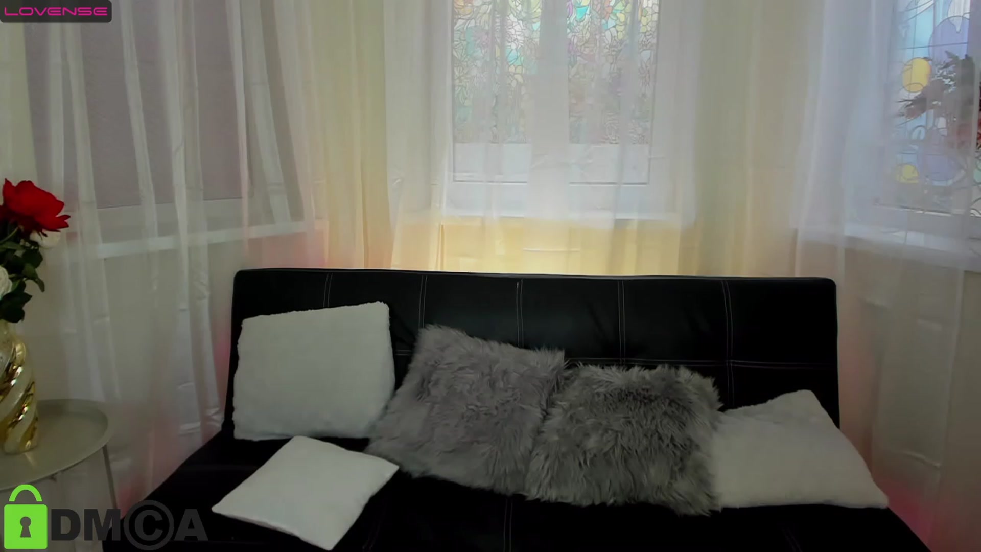 Gallery image thumbnail from AnaFoxy's myfreecams stream on, 04/02/2023, 11:26 image 16 of 20
