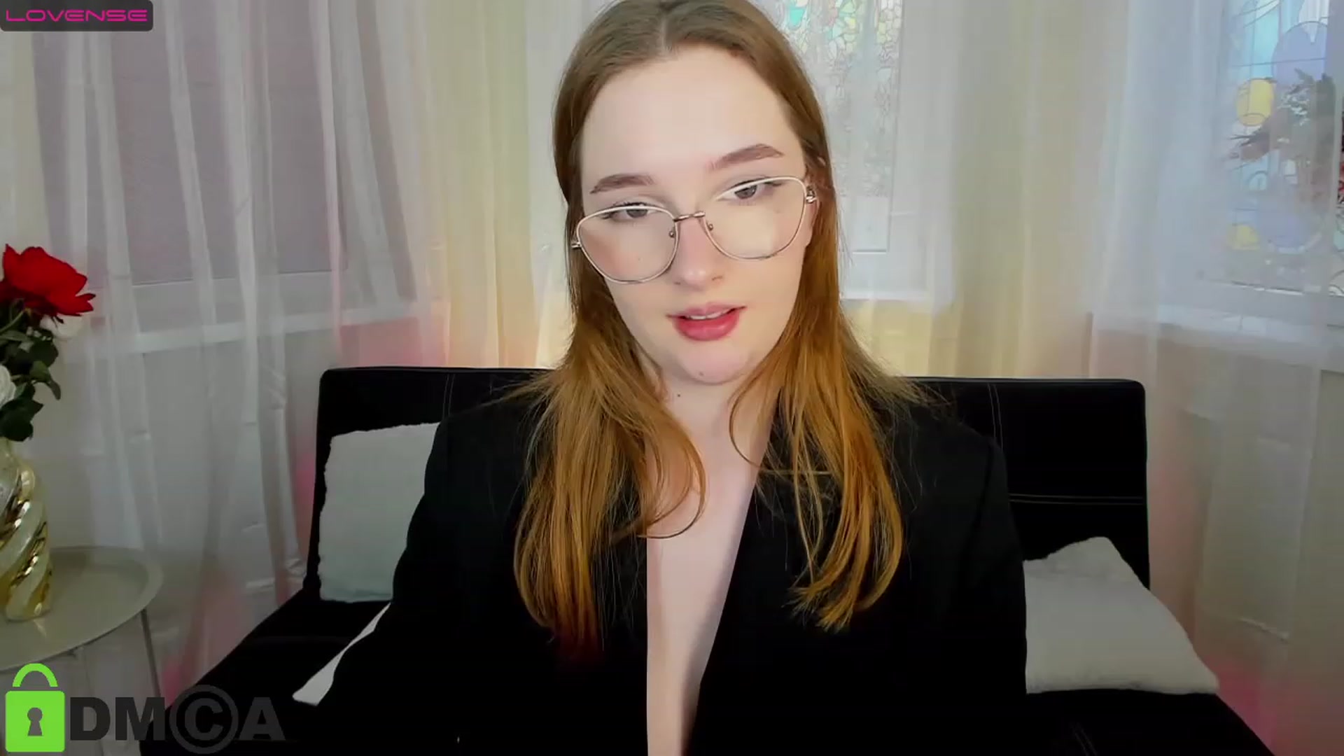 Gallery image thumbnail from AnaFoxy's myfreecams stream on, 04/02/2023, 11:55 image 16 of 20