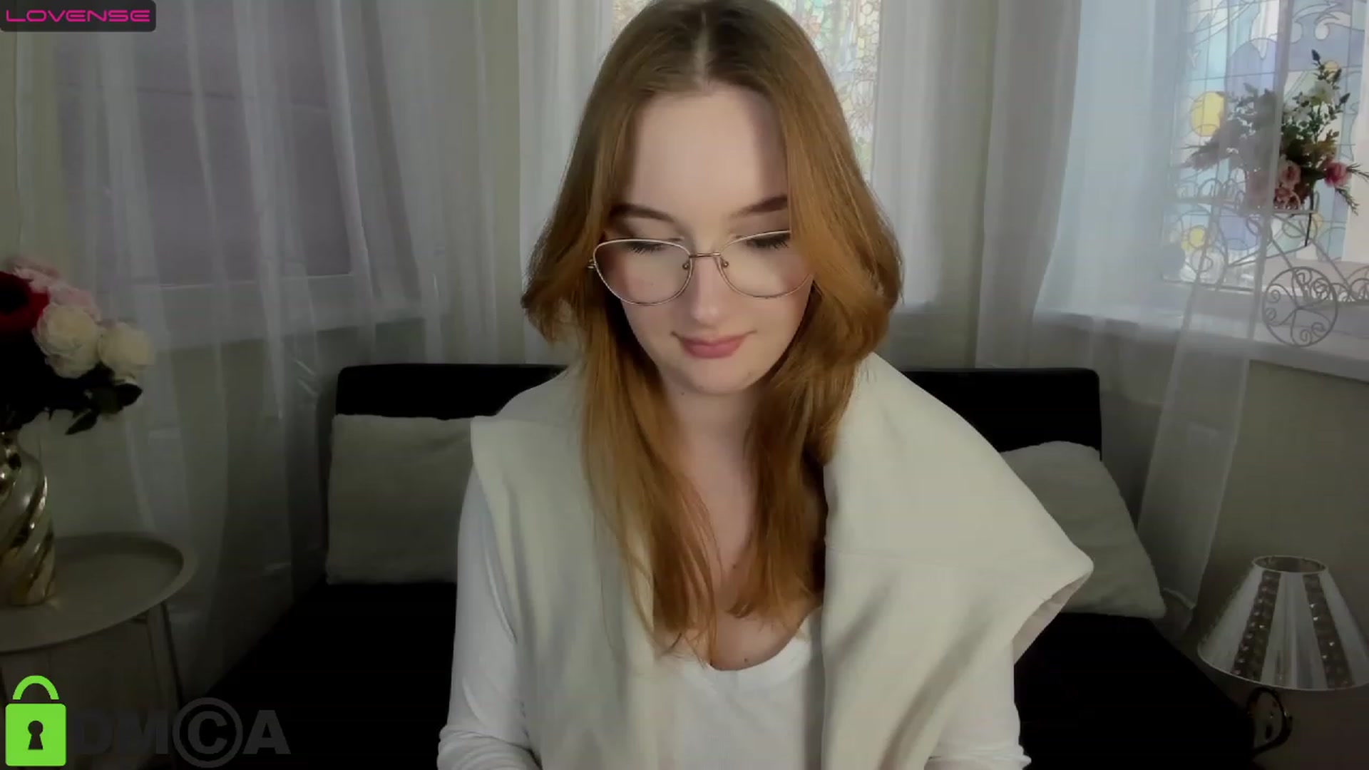 Gallery image thumbnail from AnaFoxy's myfreecams stream on, 04/05/2023, 09:32 image 6 of 20