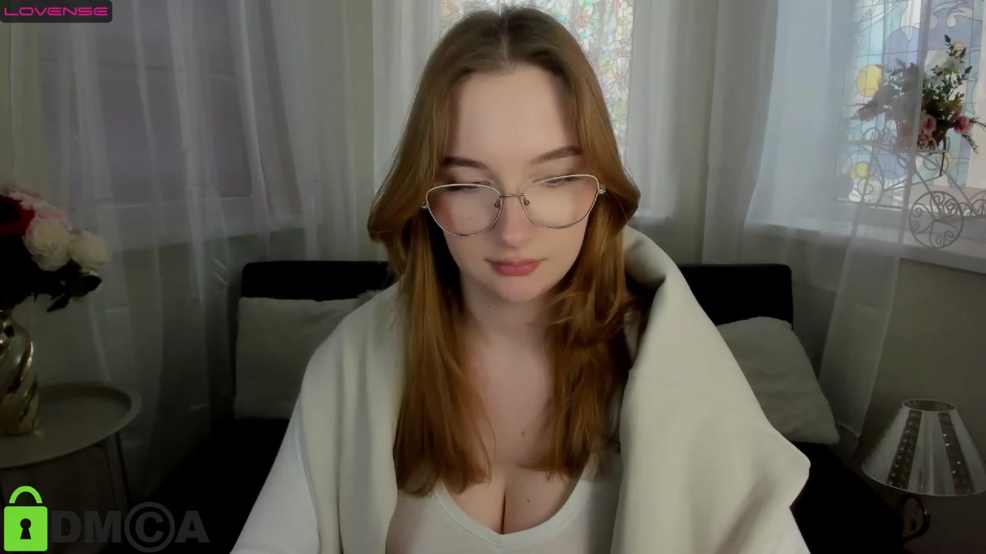 Gallery image thumbnail from AnaFoxy's myfreecams stream on, 04/05/2023, 09:32 image 12 of 20