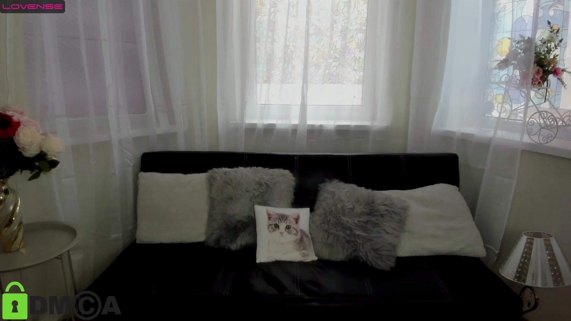 Gallery image thumbnail from AnaFoxy's myfreecams stream on, 04/05/2023, 09:32 image 16 of 20