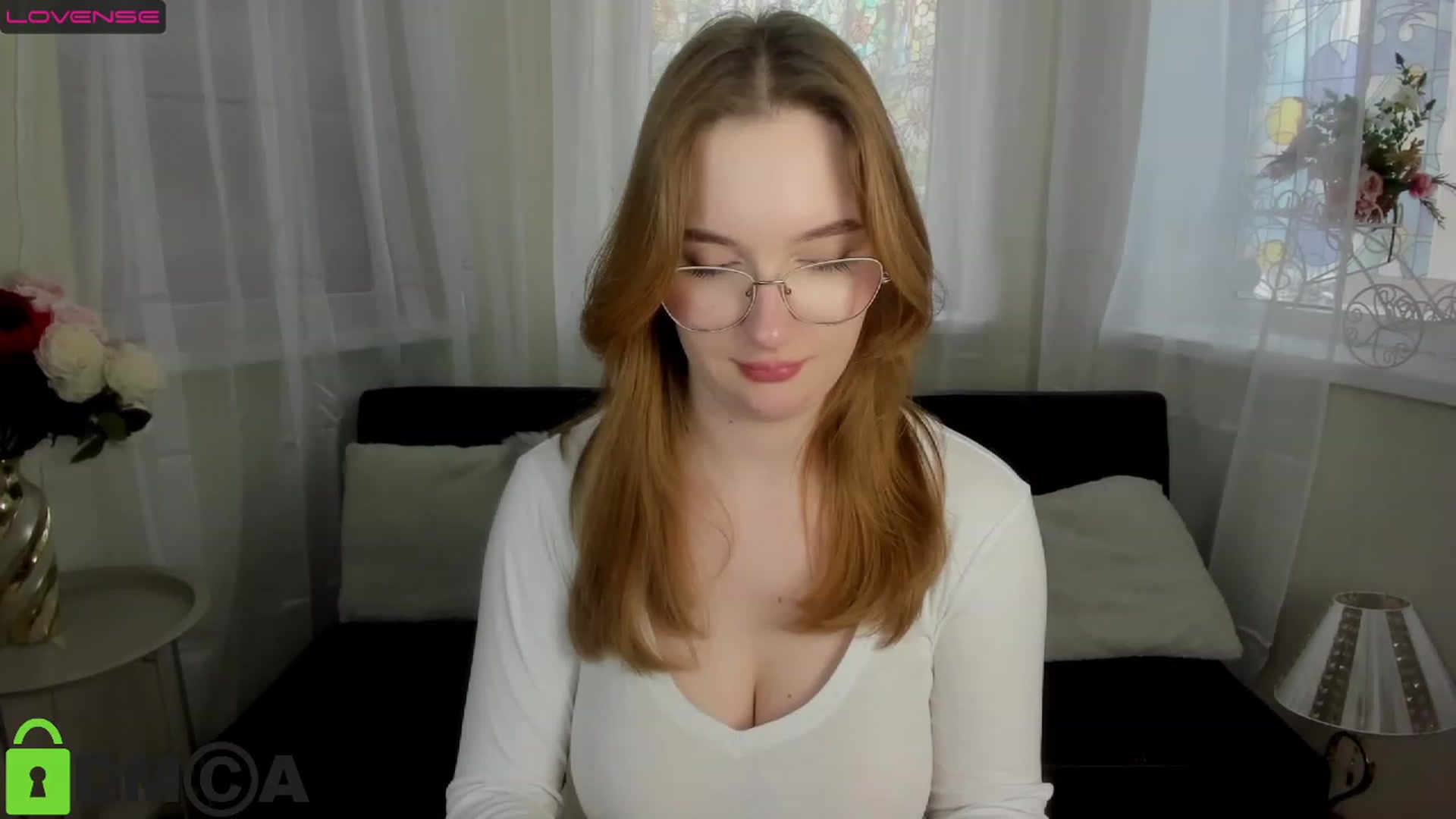 Gallery image thumbnail from AnaFoxy's myfreecams stream on, 04/05/2023, 10:47 image 9 of 20