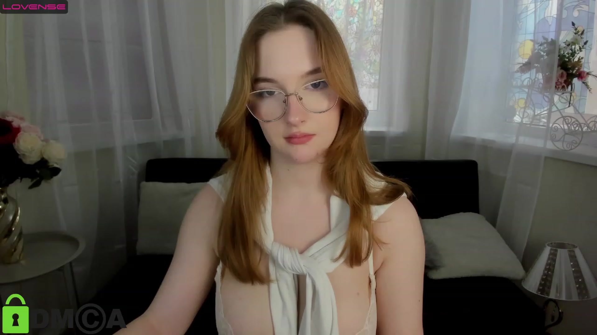 Gallery image thumbnail from AnaFoxy's myfreecams stream on, 04/05/2023, 11:25 image 5 of 20