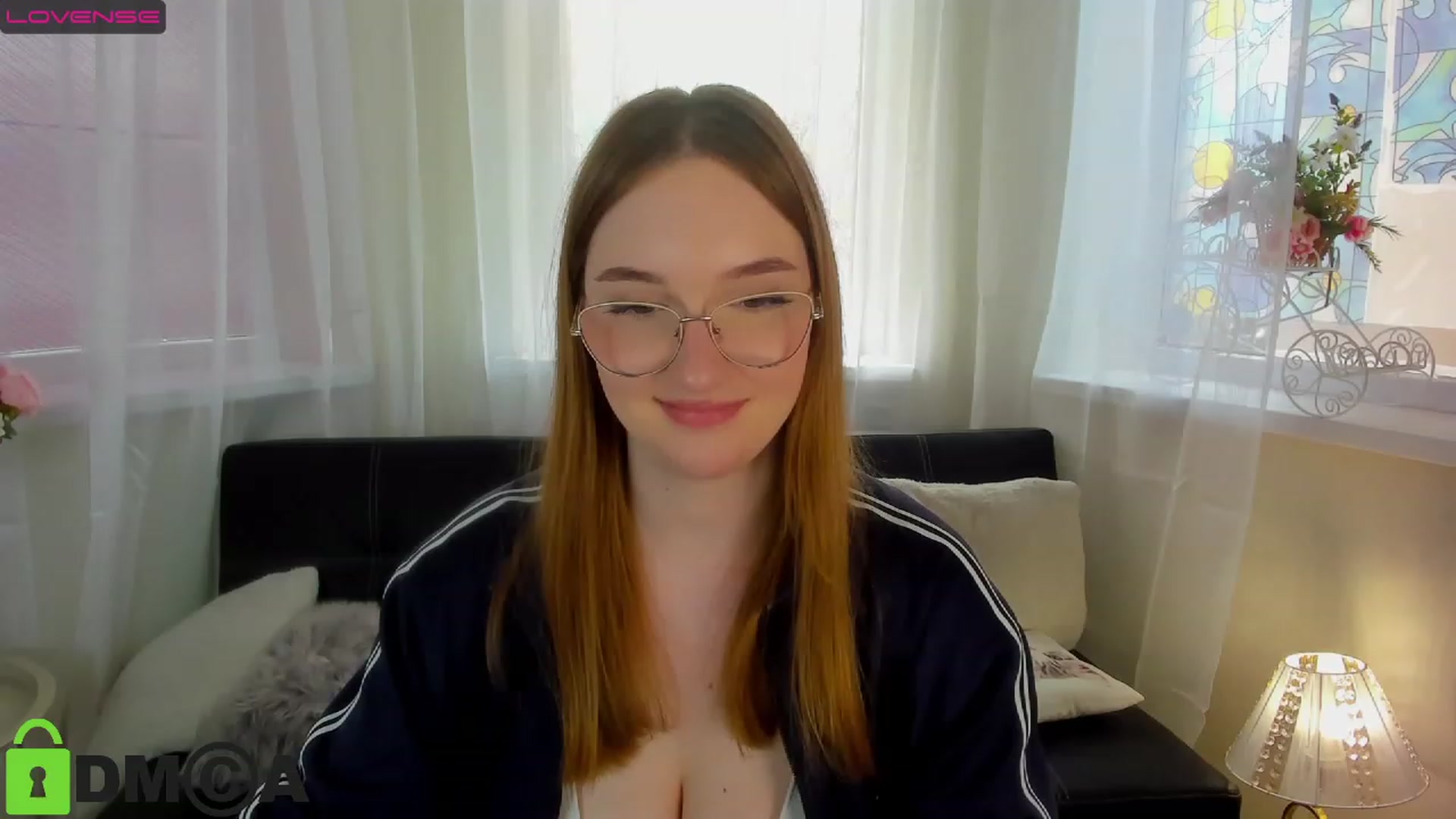 Gallery image thumbnail from AnaFoxy's myfreecams stream on, 04/07/2023, 11:30 image 18 of 20
