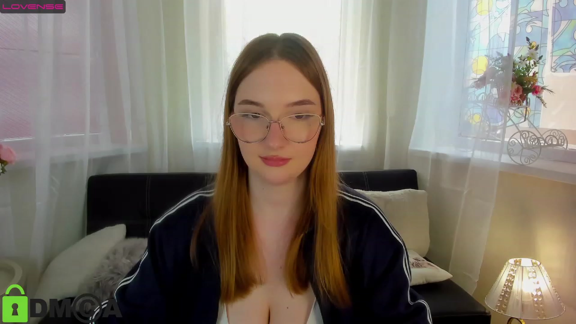 Gallery image thumbnail from AnaFoxy's myfreecams stream on, 04/07/2023, 11:30 image 17 of 20