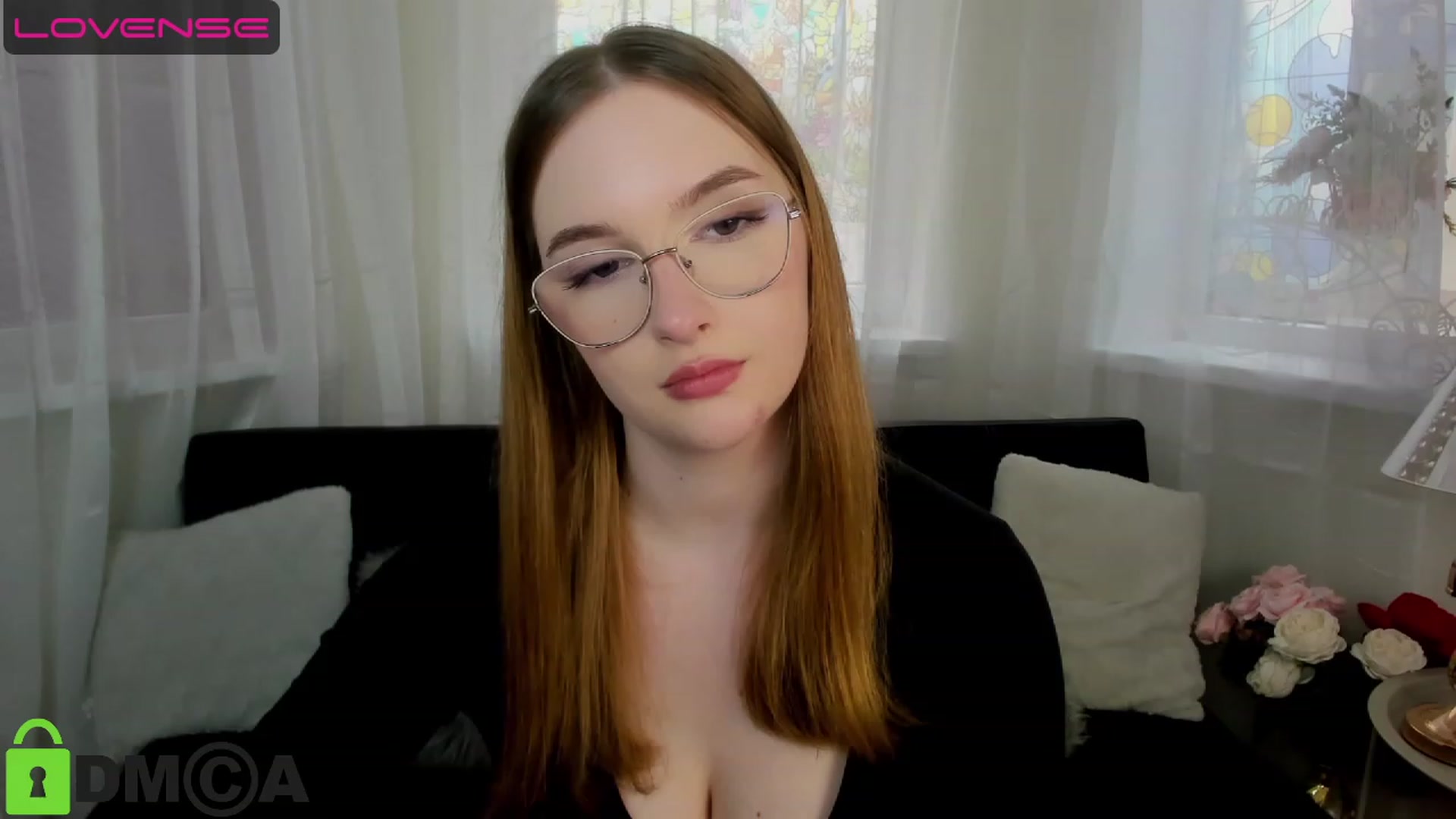 Gallery image thumbnail from AnaFoxy's myfreecams stream on, 04/12/2023, 10:55 image 14 of 20