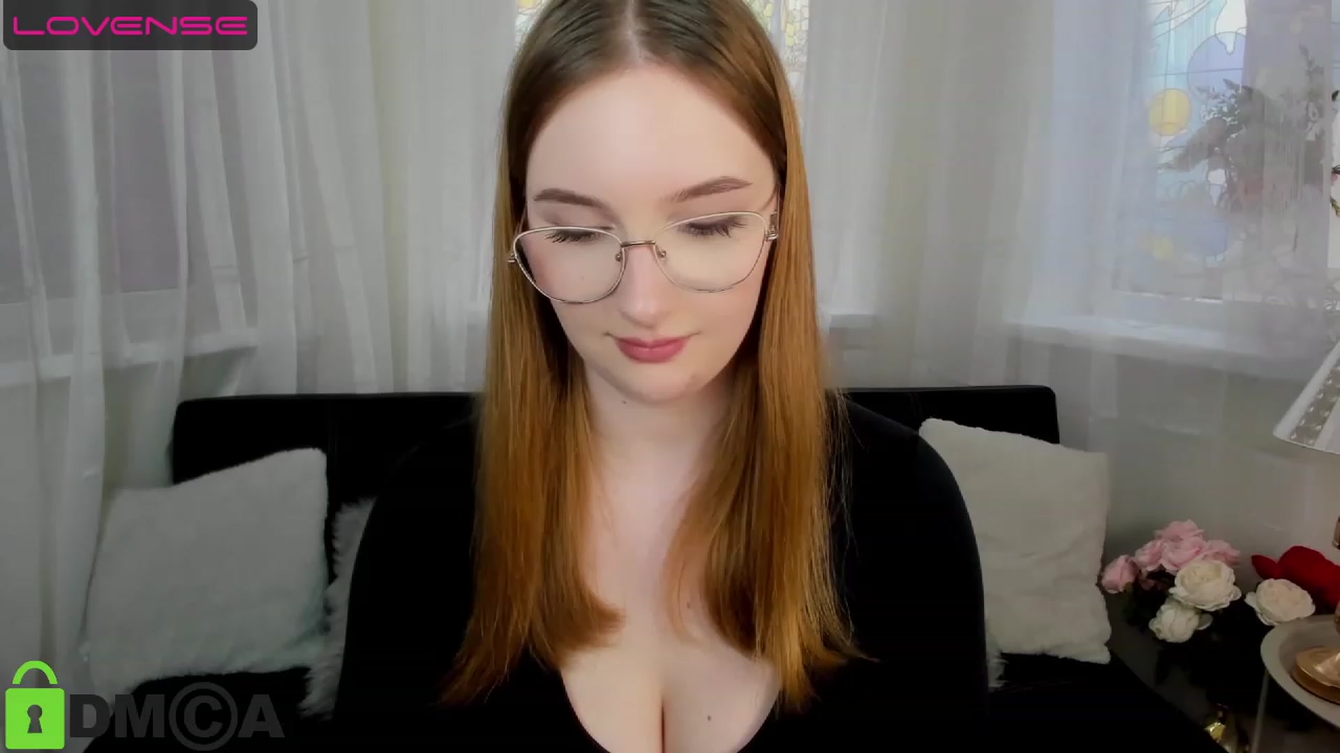 Gallery image thumbnail from AnaFoxy's myfreecams stream on, 04/12/2023, 10:55 image 1 of 20