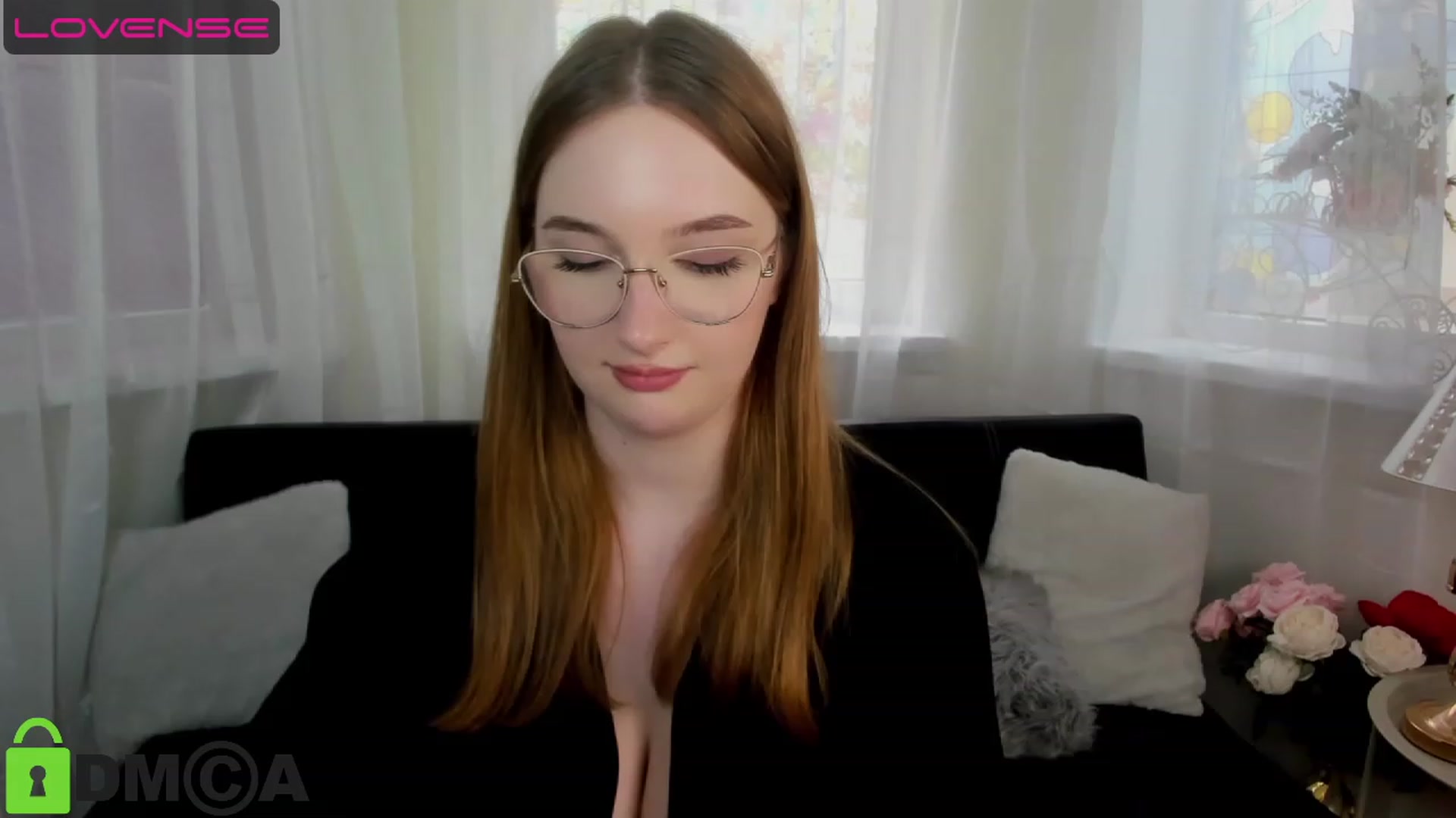 Gallery image thumbnail from AnaFoxy's myfreecams stream on, 04/13/2023, 11:45 image 6 of 20