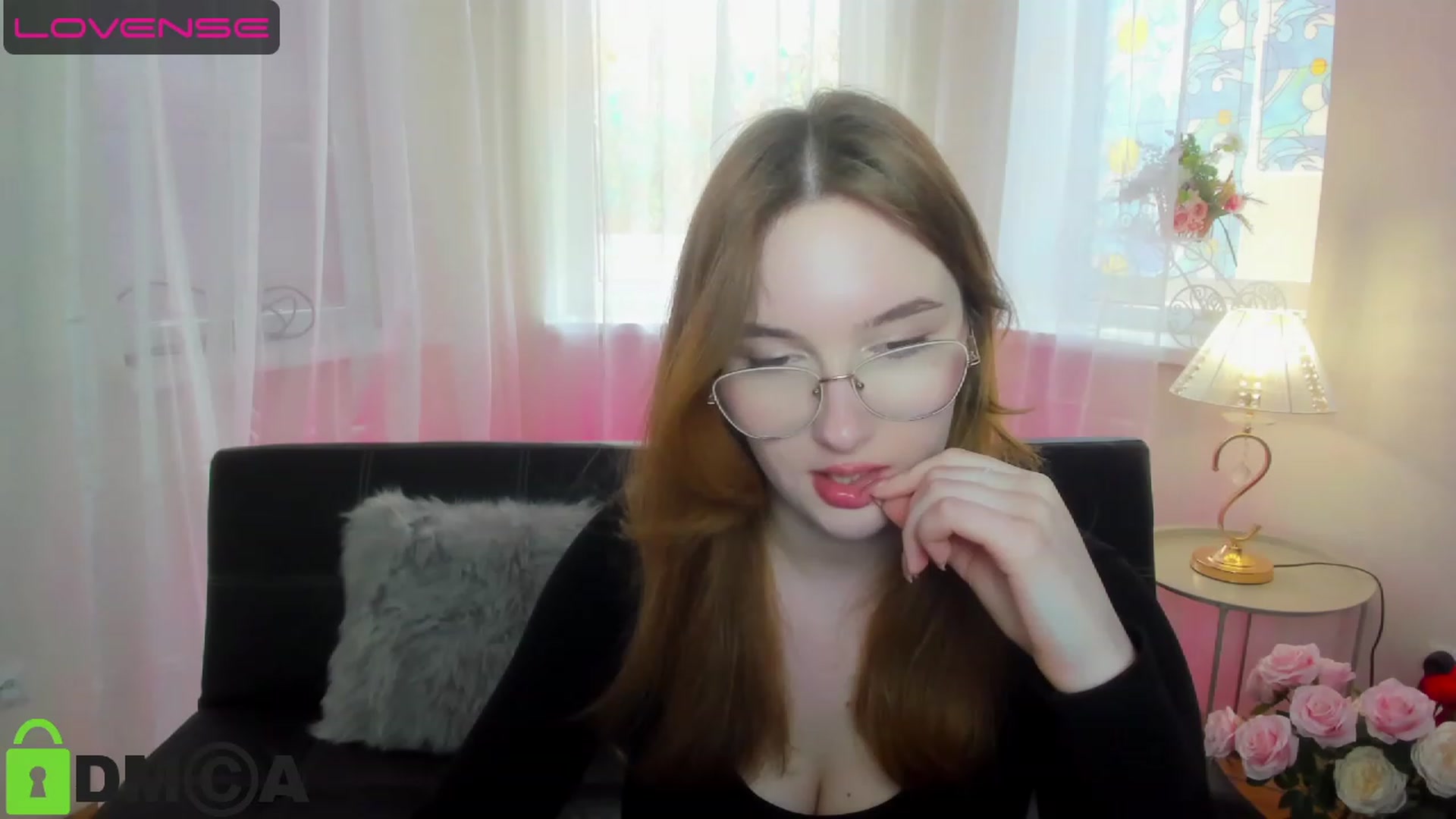 Gallery image thumbnail from AnaFoxy's myfreecams stream on, 04/14/2023, 10:54 image 16 of 20