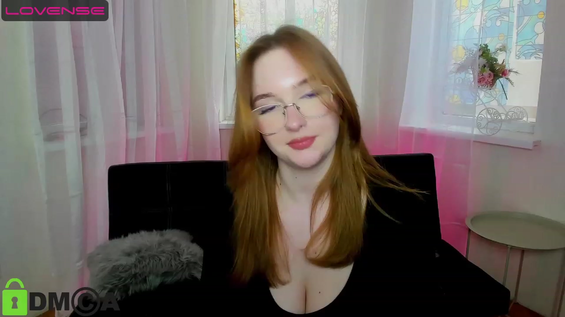 Gallery image thumbnail from AnaFoxy's myfreecams stream on, 04/20/2023, 12:00 image 18 of 20
