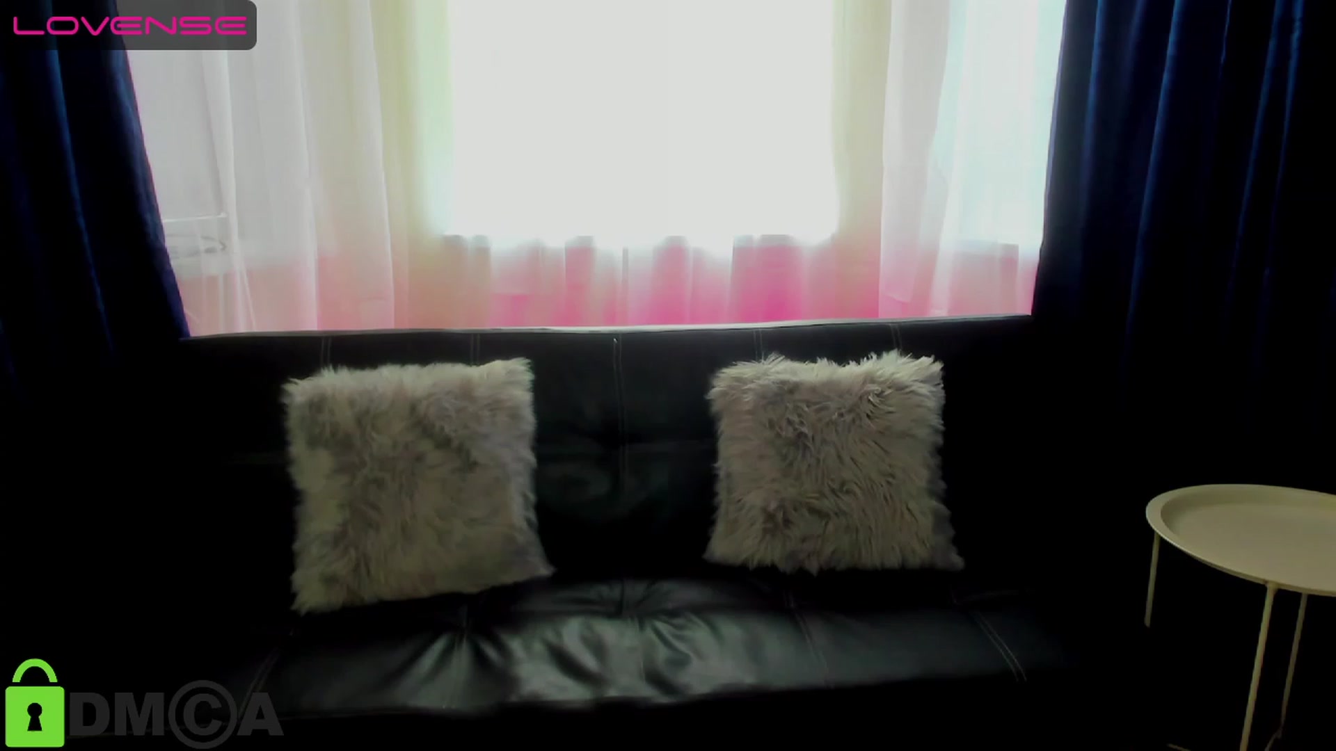 Gallery image thumbnail from AnaFoxy's myfreecams stream on, 04/27/2023, 10:38 image 13 of 20
