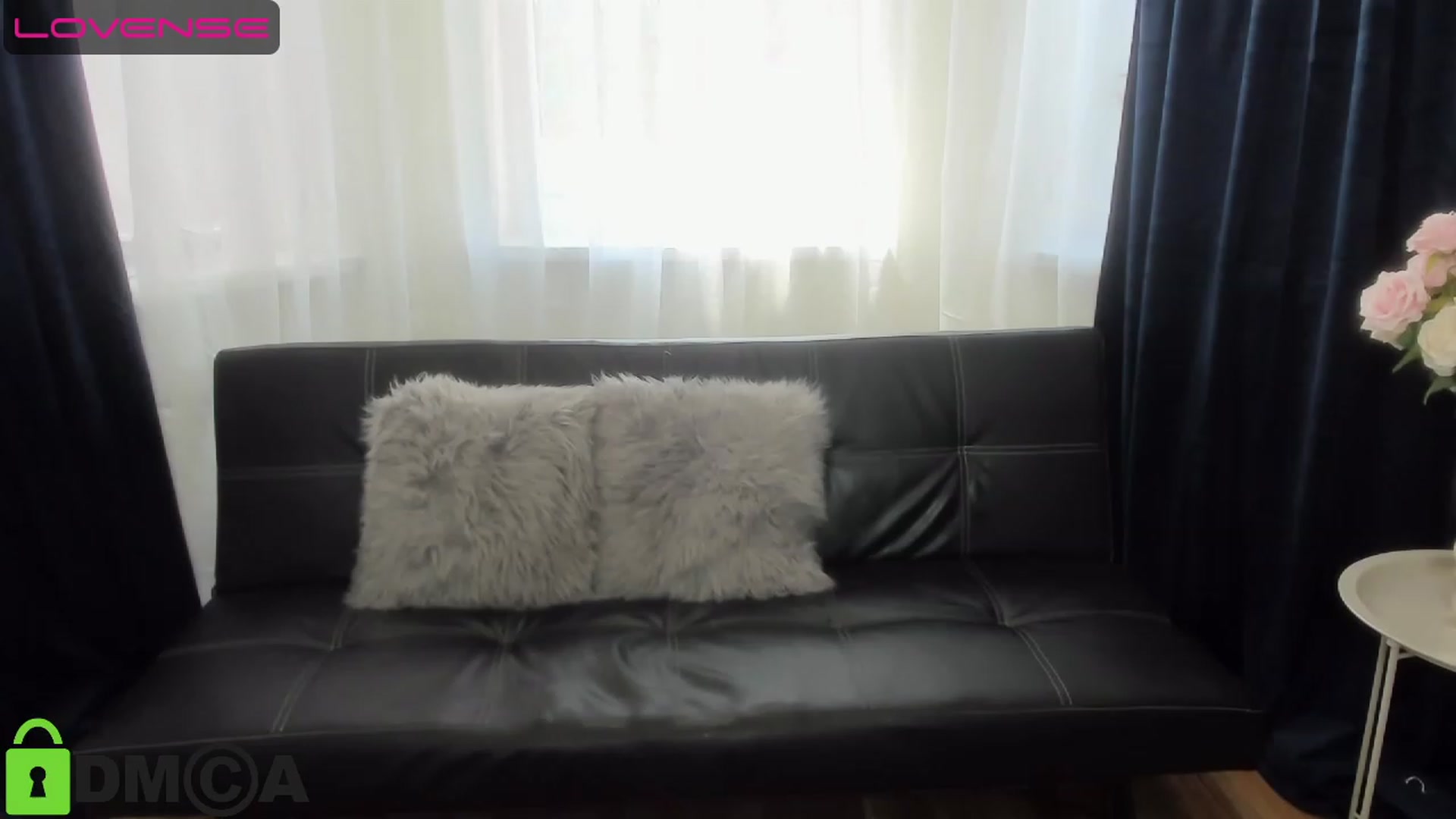 Gallery image thumbnail from AnaFoxy's myfreecams stream on, 06/04/2023, 11:35 image 2 of 20
