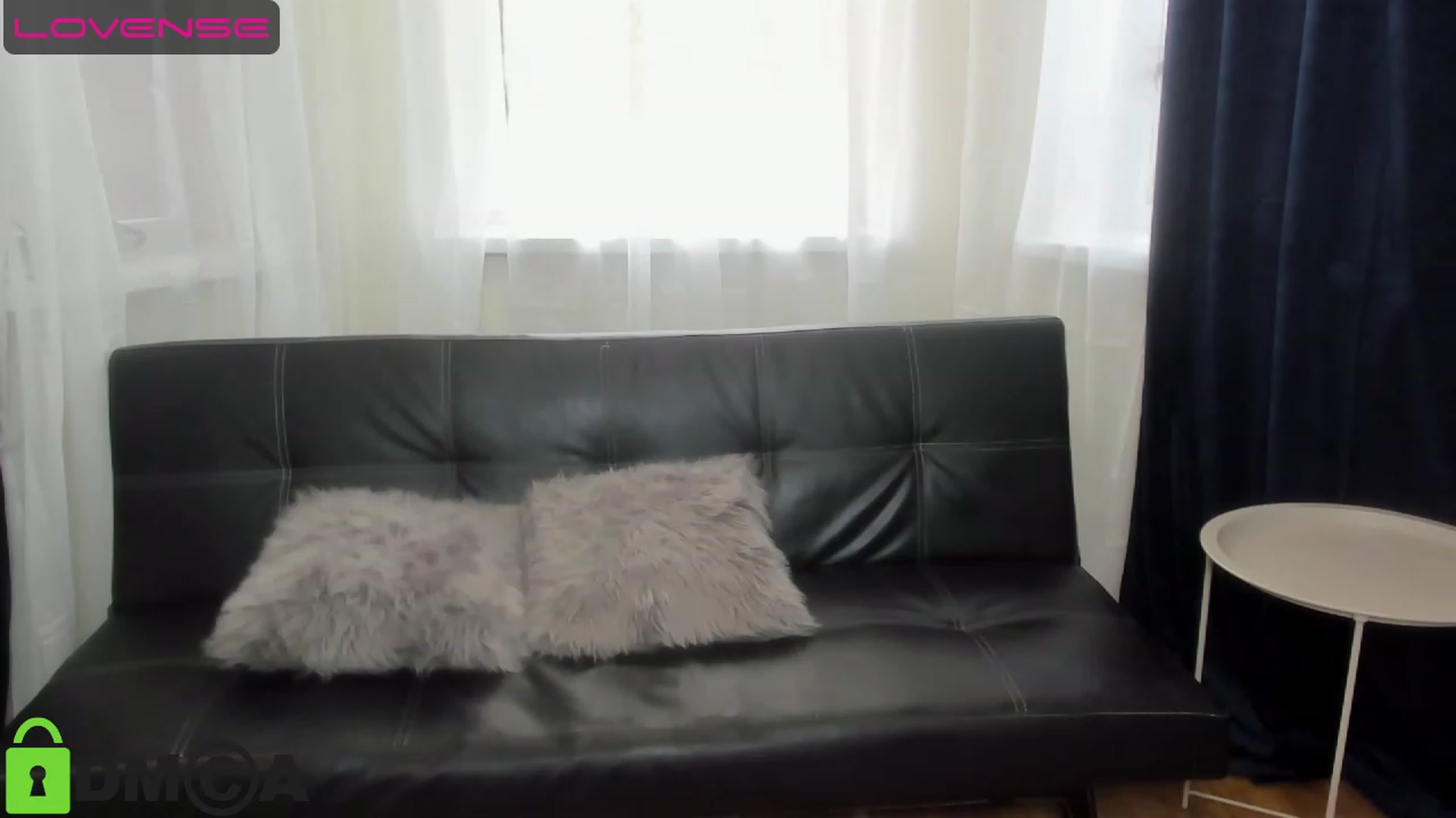 Gallery image thumbnail from AnaFoxy's myfreecams stream on, 06/11/2023, 10:31 image 4 of 20