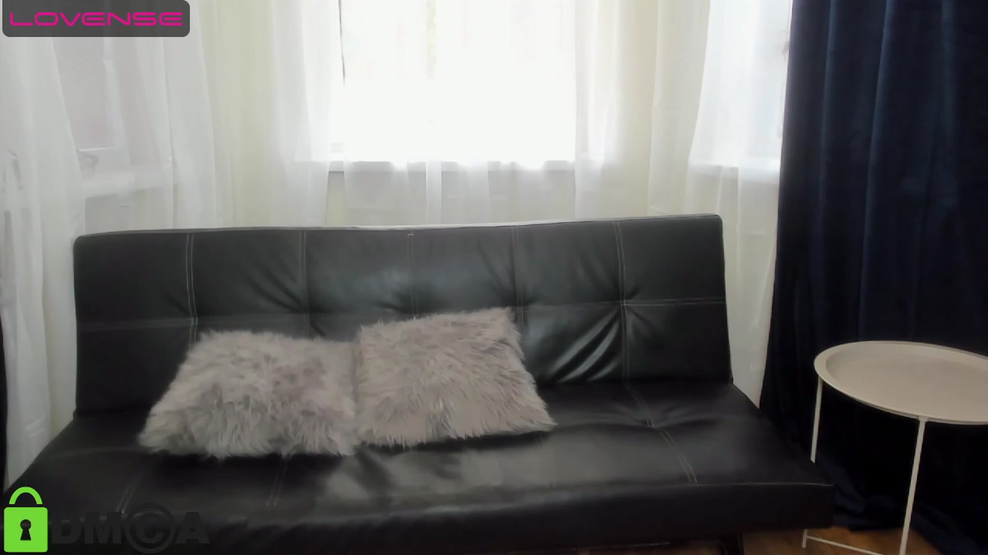 Gallery image thumbnail from AnaFoxy's myfreecams stream on, 06/11/2023, 10:31 image 5 of 20