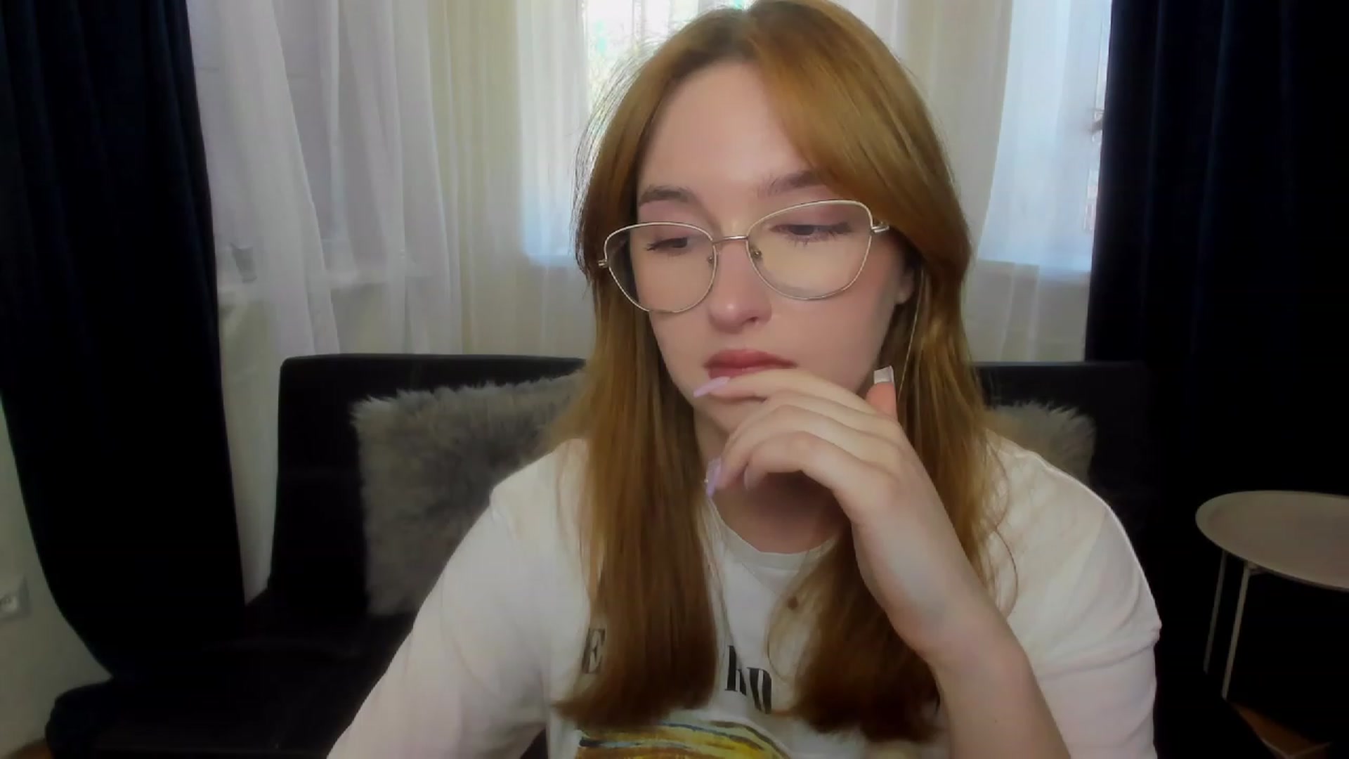 Gallery image thumbnail from AnaFoxy's myfreecams stream on, 06/26/2023, 09:20 image 4 of 20