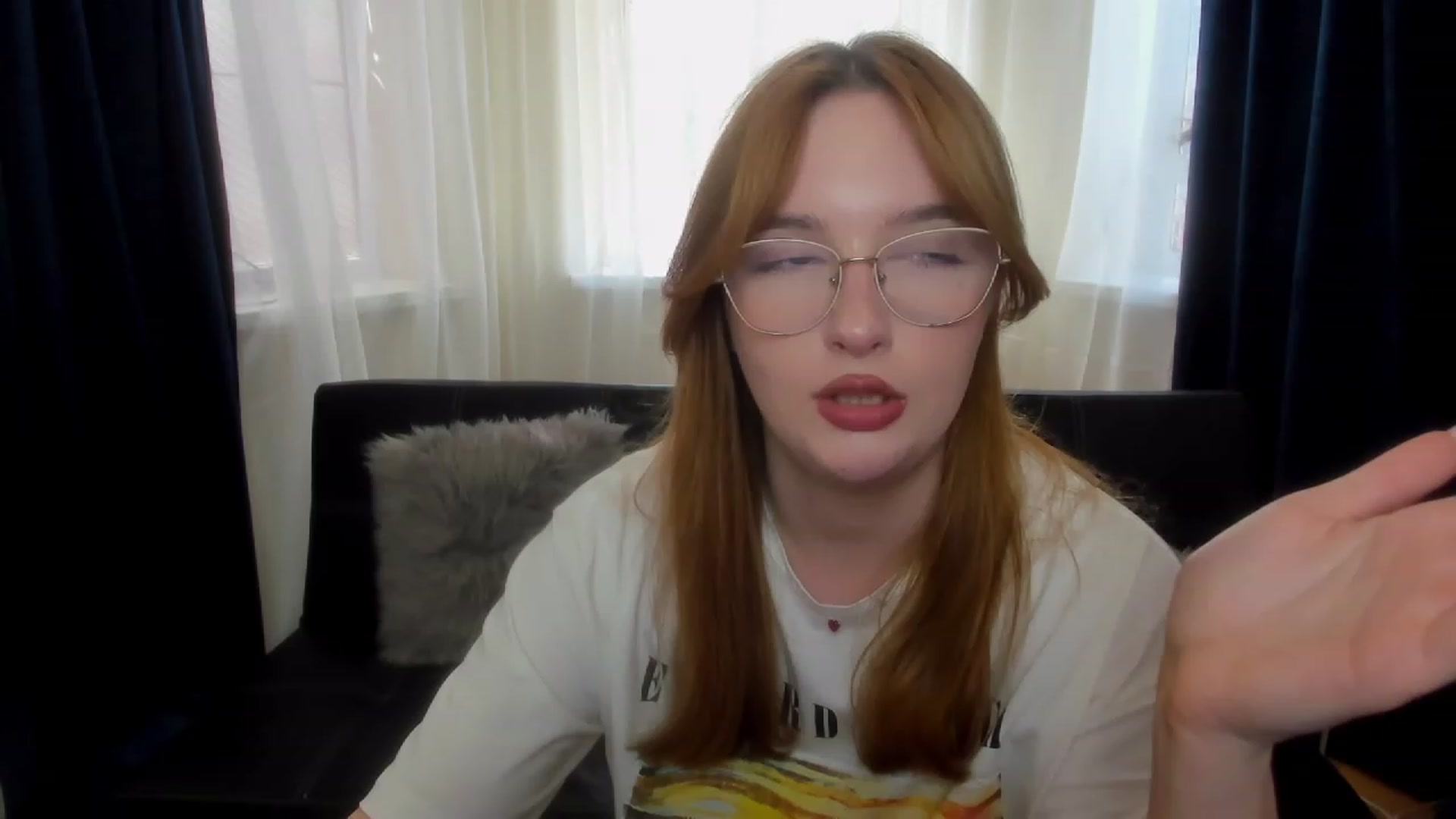 Gallery image thumbnail from AnaFoxy's myfreecams stream on, 06/26/2023, 11:28 image 18 of 20
