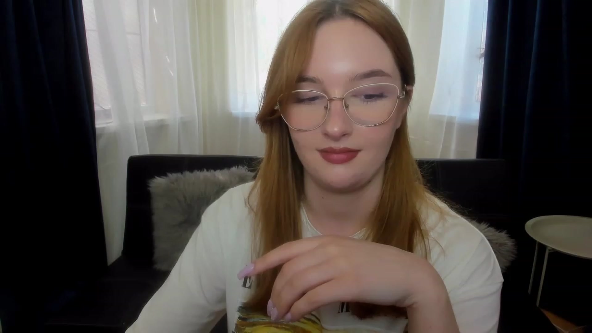 Gallery image thumbnail from AnaFoxy's myfreecams stream on, 06/26/2023, 11:28 image 10 of 20