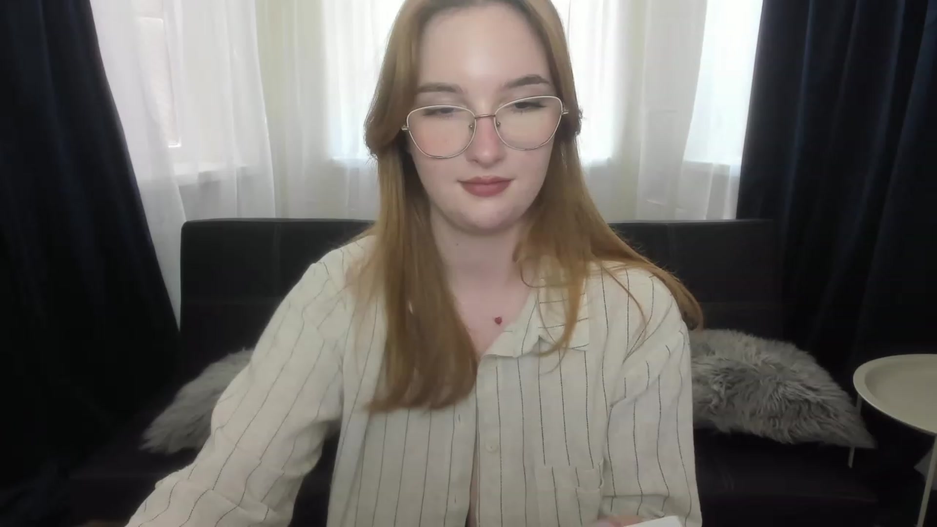 Gallery image thumbnail from AnaFoxy's myfreecams stream on, 06/30/2023, 10:31 image 11 of 20