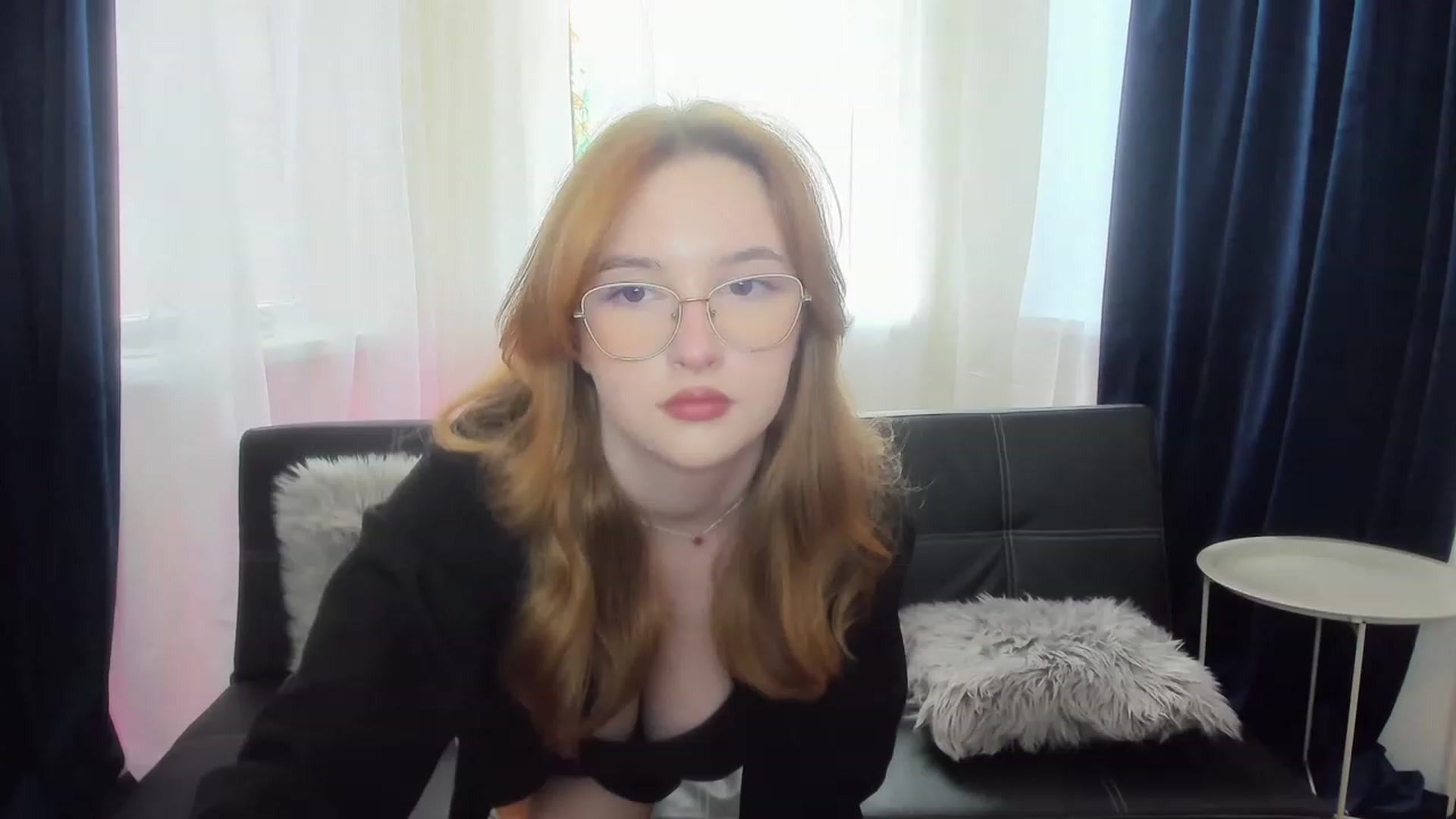 Gallery image thumbnail from AnaFoxy's myfreecams stream on, 07/05/2023, 11:32 image 4 of 20