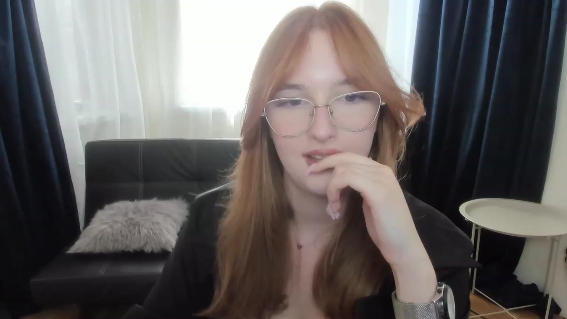 Gallery image thumbnail from AnaFoxy's myfreecams stream on, 07/15/2023, 12:36 image 13 of 20