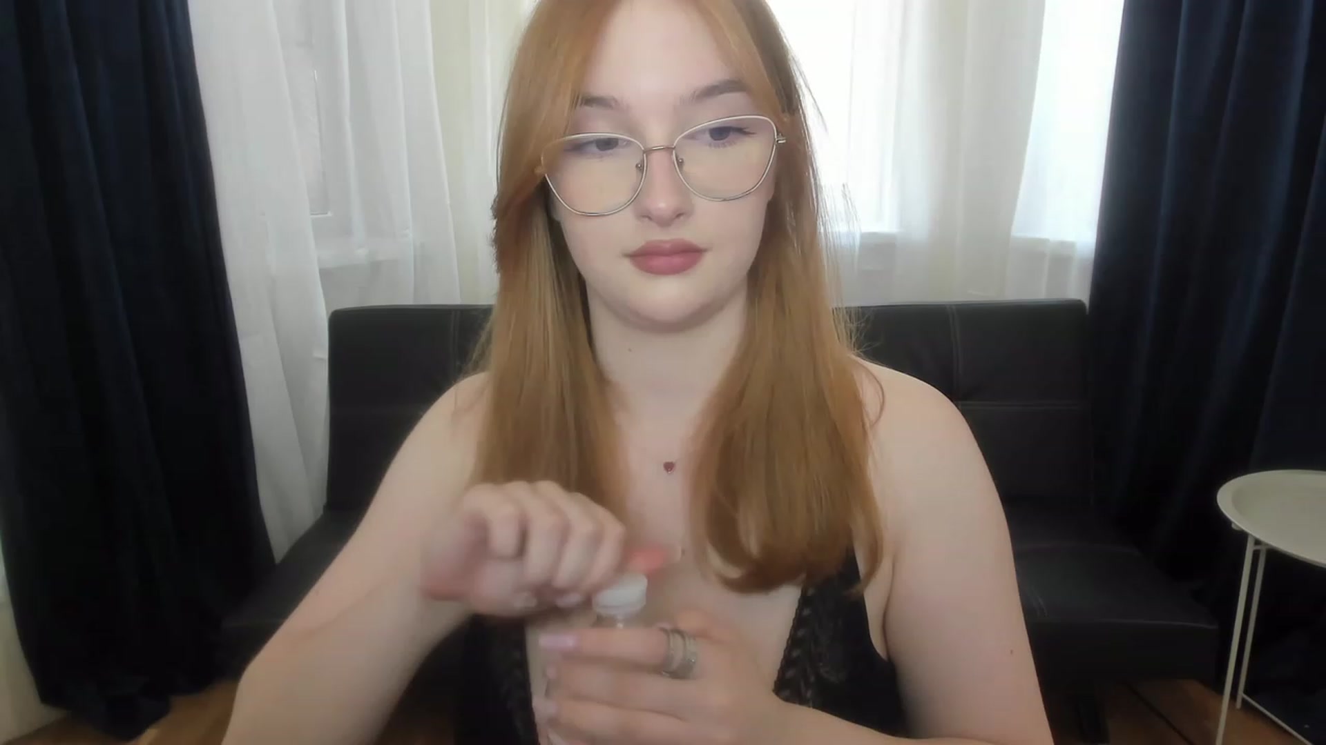 Gallery image thumbnail from AnaFoxy's myfreecams stream on, 07/19/2023, 09:33 image 10 of 20