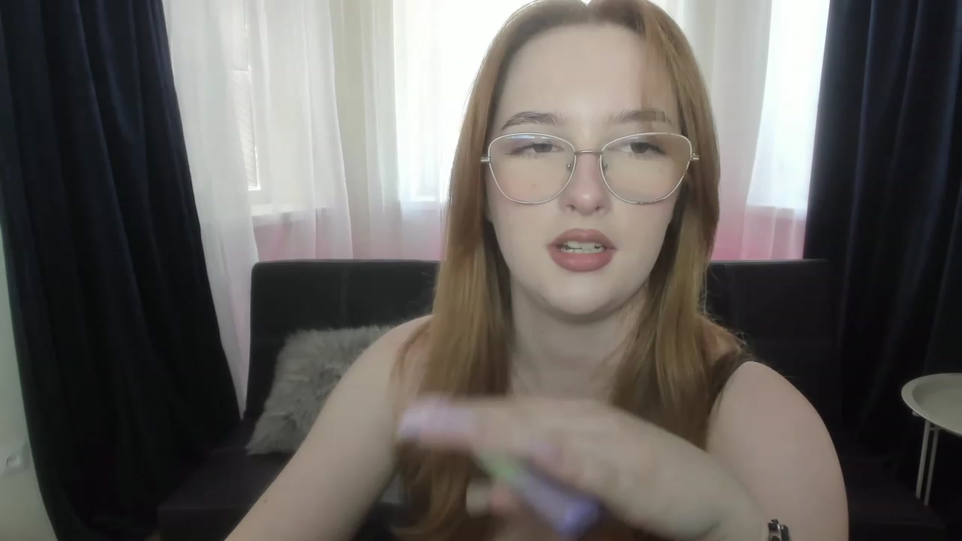Gallery image thumbnail from AnaFoxy's myfreecams stream on, 07/21/2023, 09:37 image 16 of 20