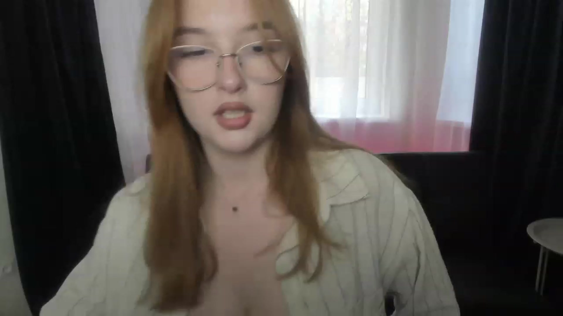 Gallery image thumbnail from AnaFoxy's myfreecams stream on, 07/21/2023, 10:41 image 13 of 20