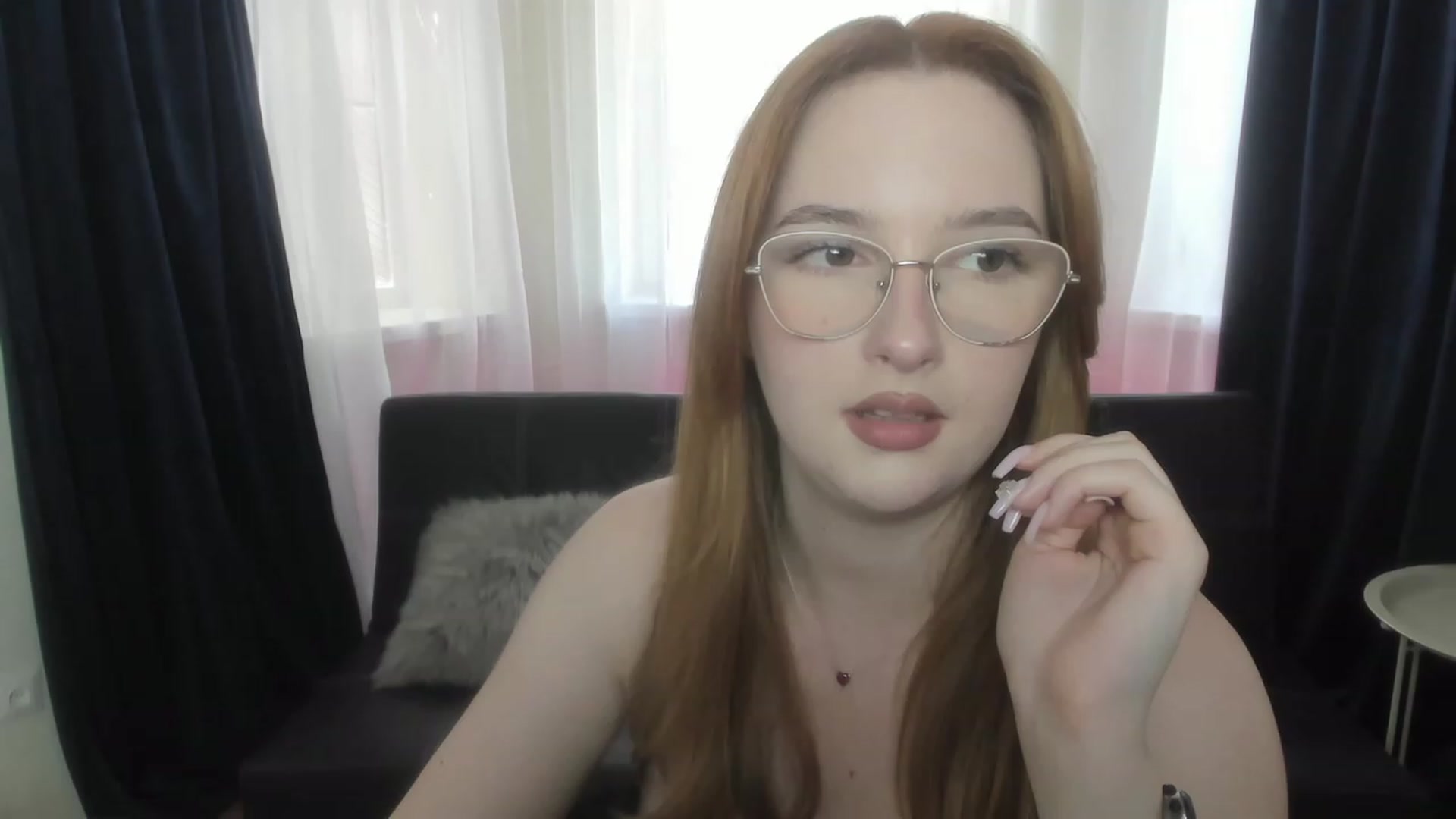 Gallery image thumbnail from AnaFoxy's myfreecams stream on, 07/21/2023, 10:41 image 2 of 20