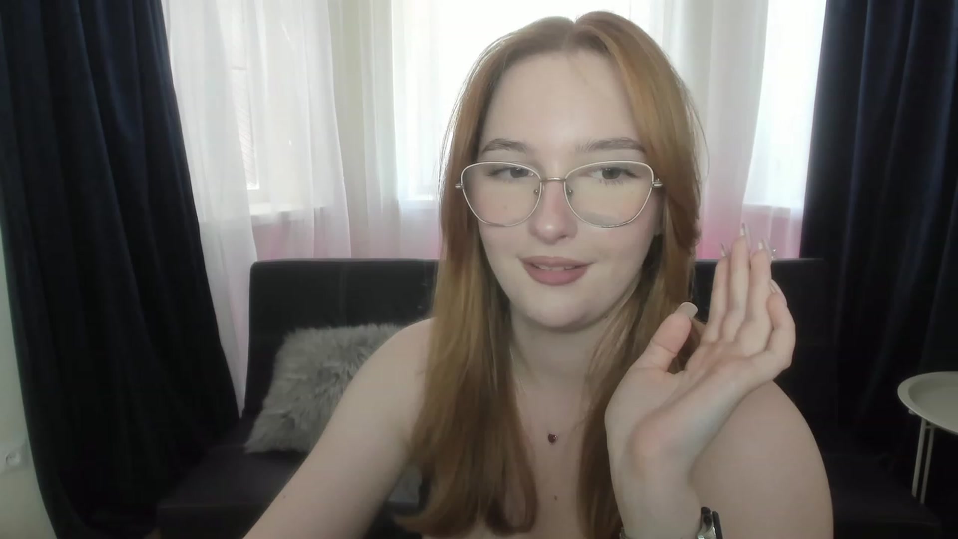 Gallery image thumbnail from AnaFoxy's myfreecams stream on, 07/21/2023, 10:41 image 6 of 20