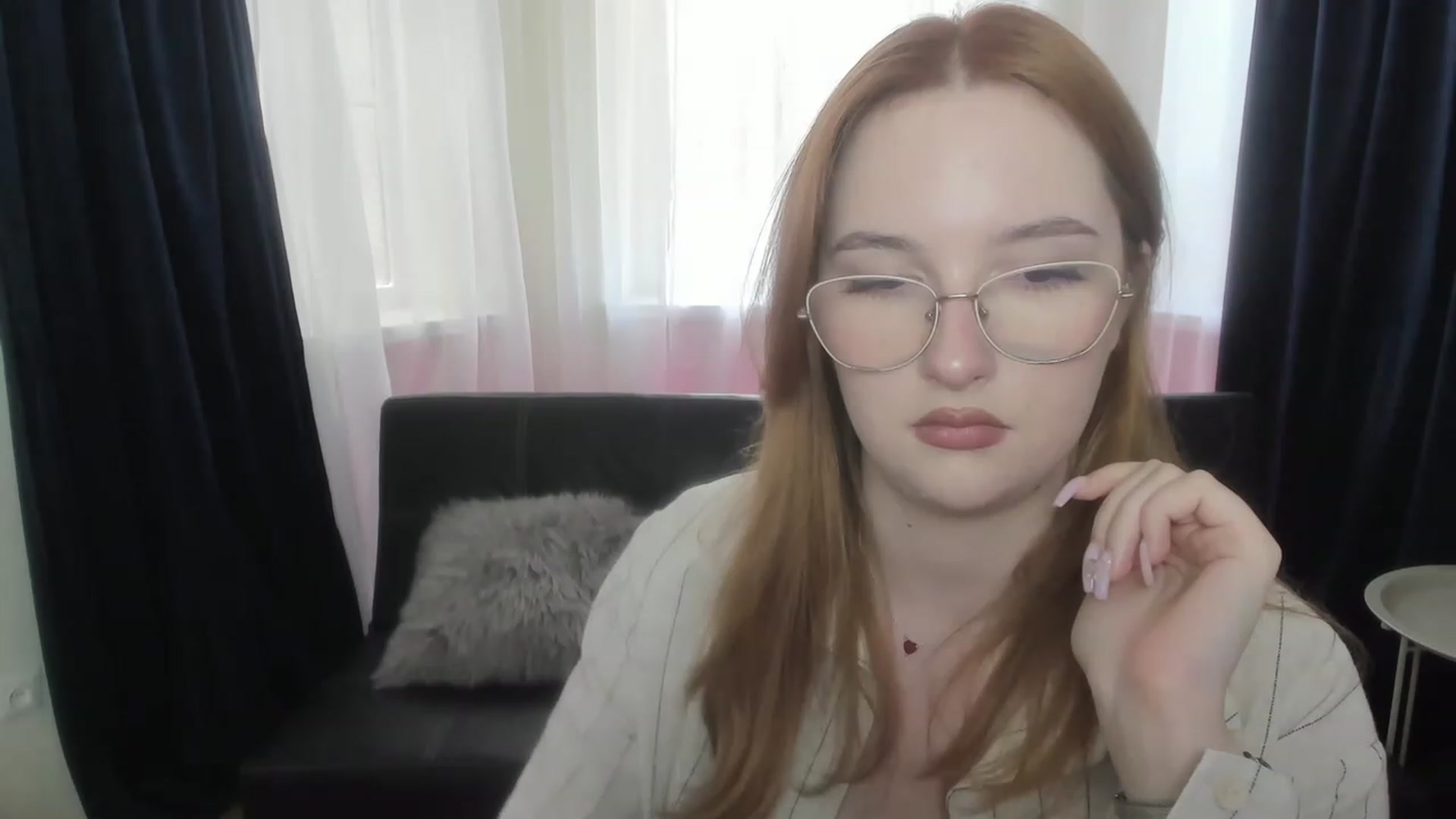 Gallery image thumbnail from AnaFoxy's myfreecams stream on, 07/21/2023, 10:41 image 19 of 20