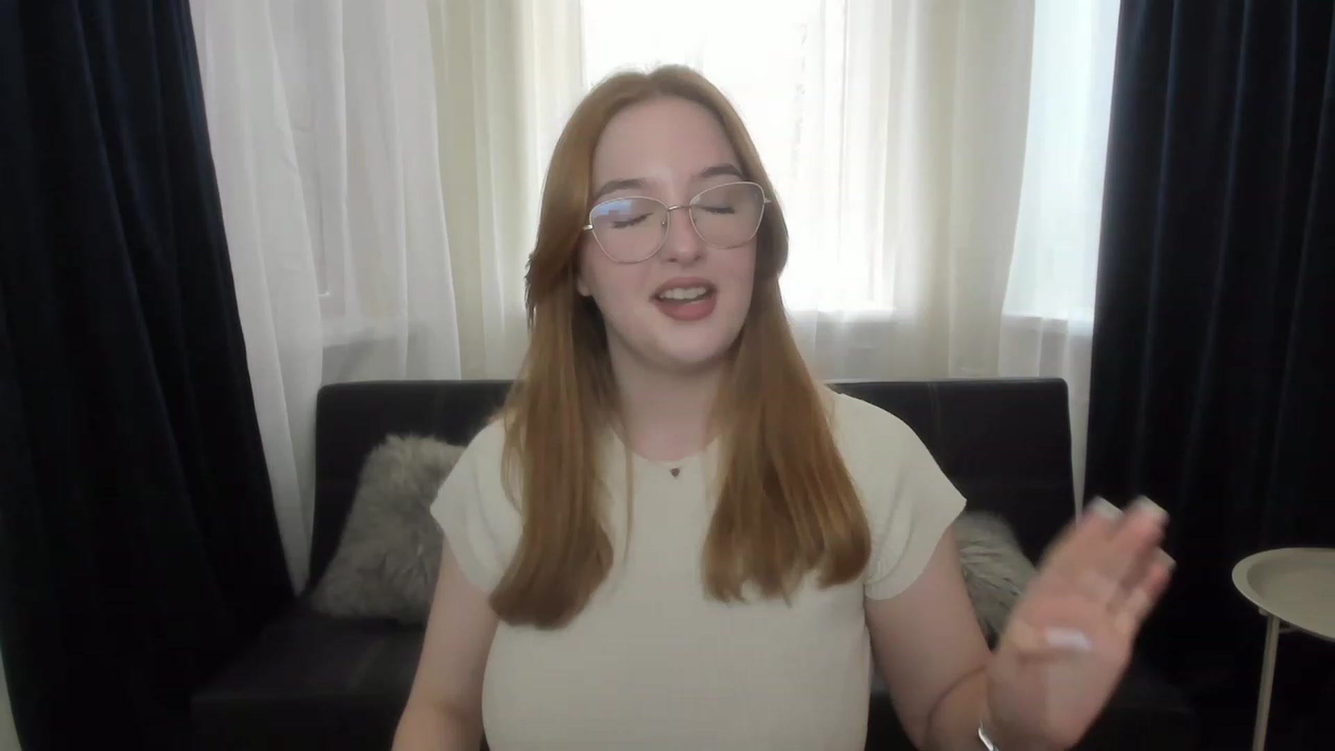 Gallery image thumbnail from AnaFoxy's myfreecams stream on, 07/23/2023, 11:57 image 8 of 20