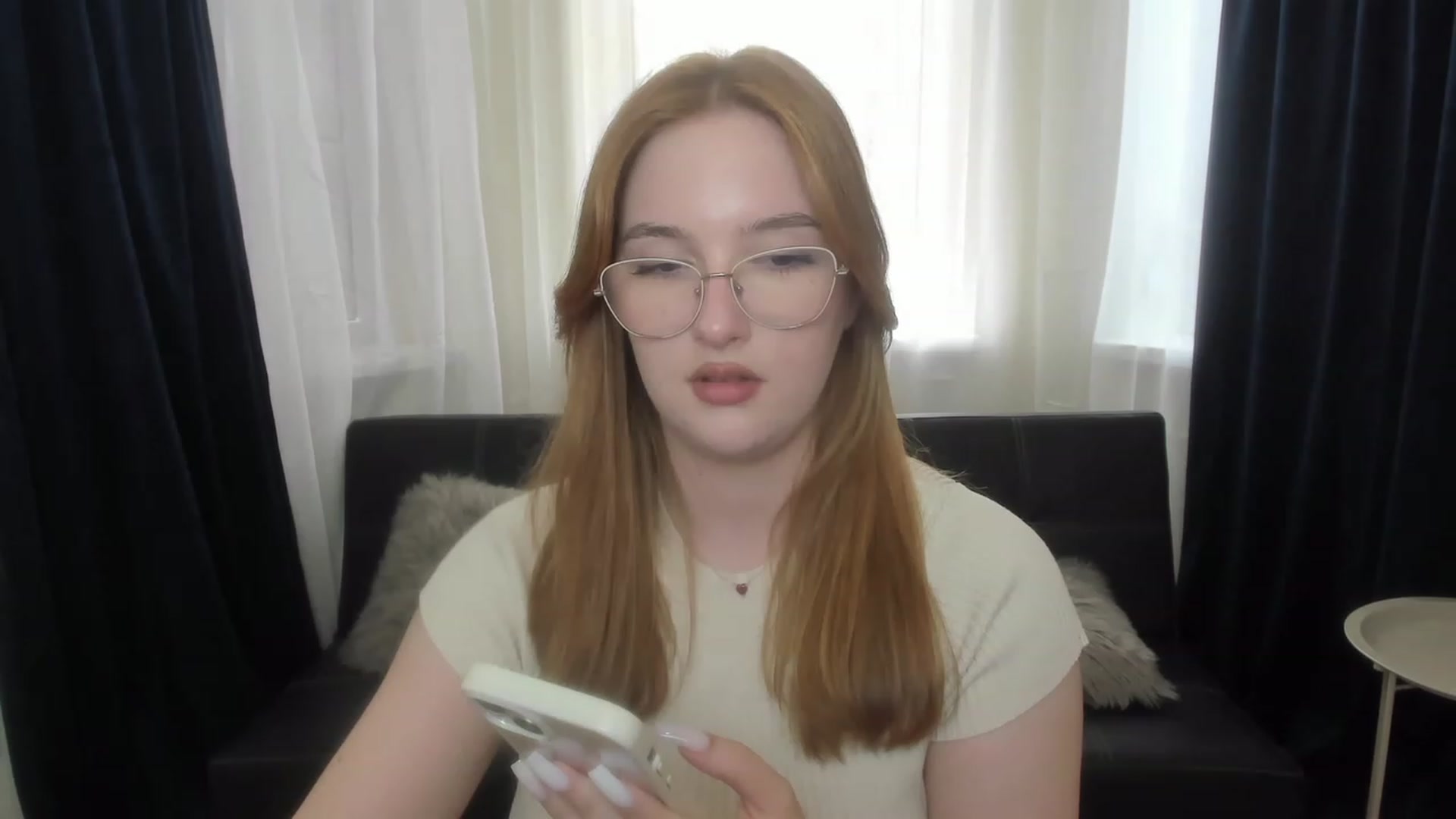 Gallery image thumbnail from AnaFoxy's myfreecams stream on, 07/23/2023, 11:57 image 6 of 20