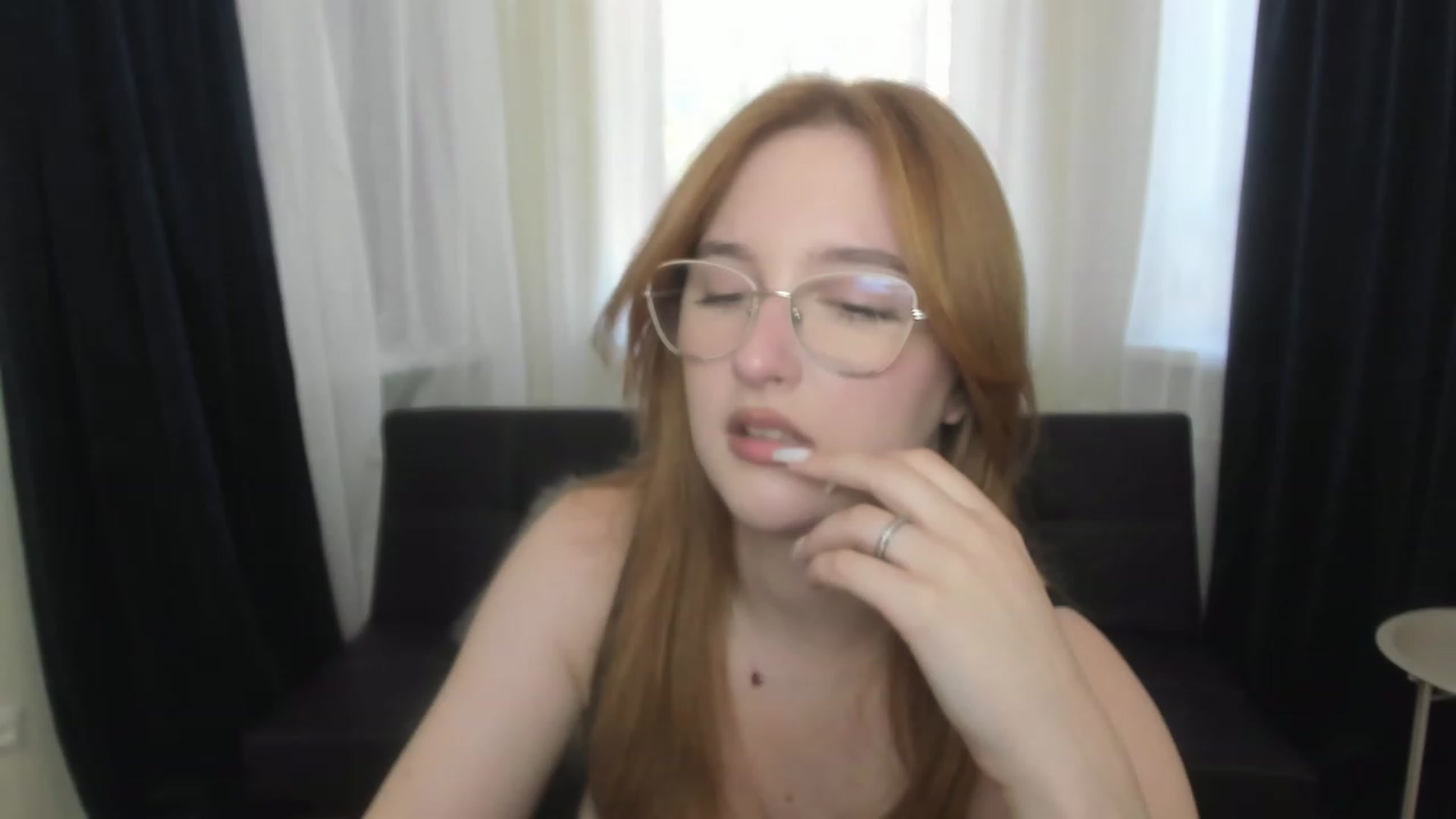 Gallery image thumbnail from AnaFoxy's myfreecams stream on, 07/24/2023, 09:21 image 3 of 20