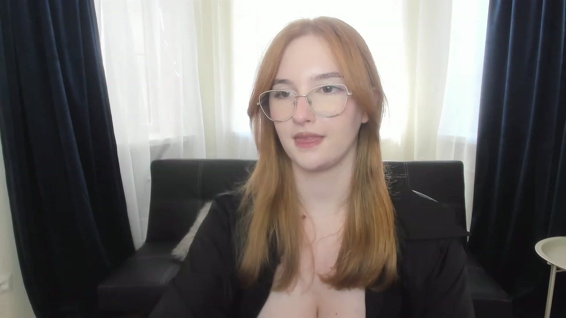 Gallery image thumbnail from AnaFoxy's myfreecams stream on, 07/24/2023, 11:32 image 16 of 20