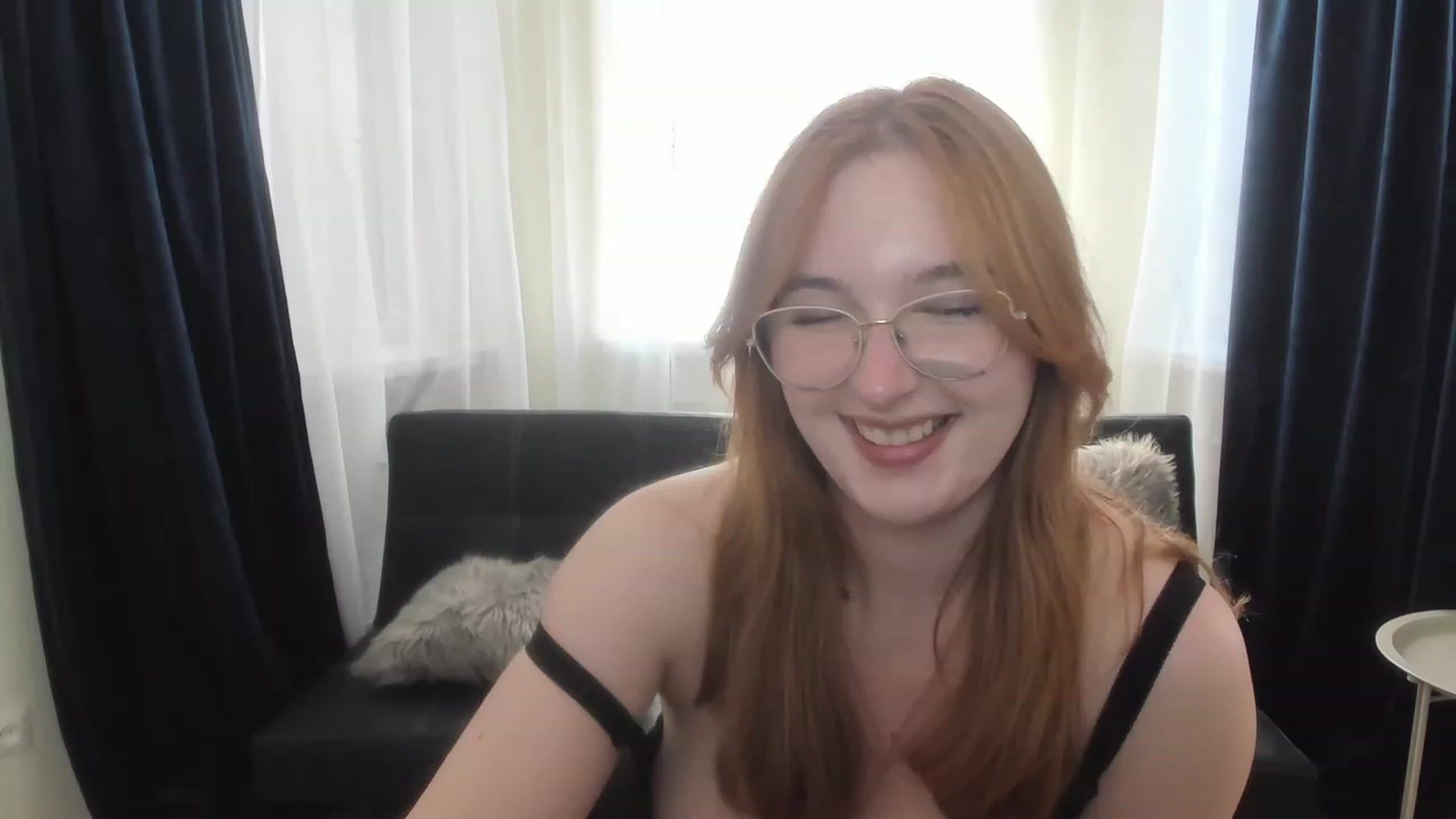 Gallery image thumbnail from AnaFoxy's myfreecams stream on, 07/24/2023, 12:24 image 18 of 20