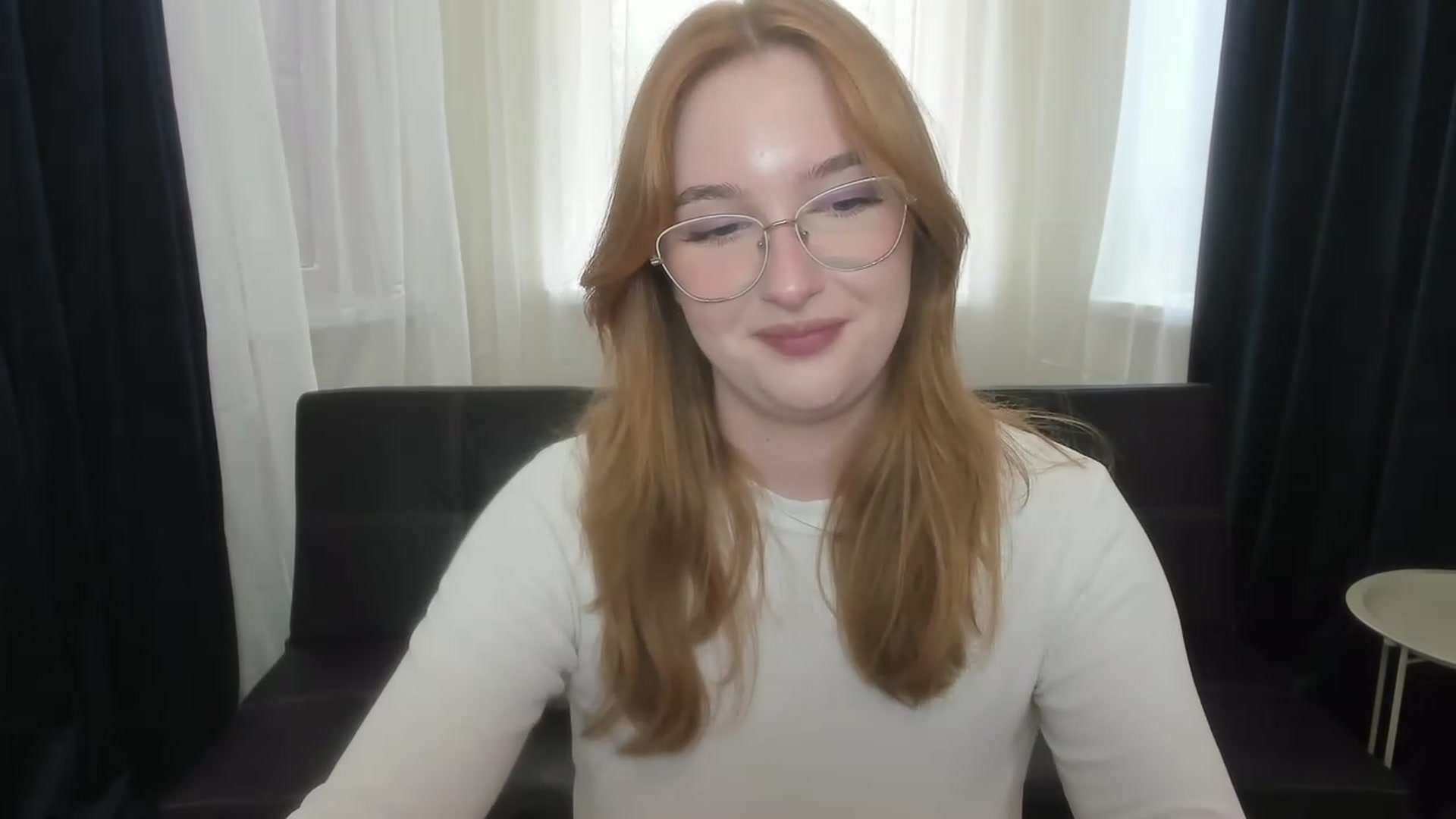 Gallery image thumbnail from AnaFoxy's myfreecams stream on, 07/27/2023, 08:39 image 6 of 20