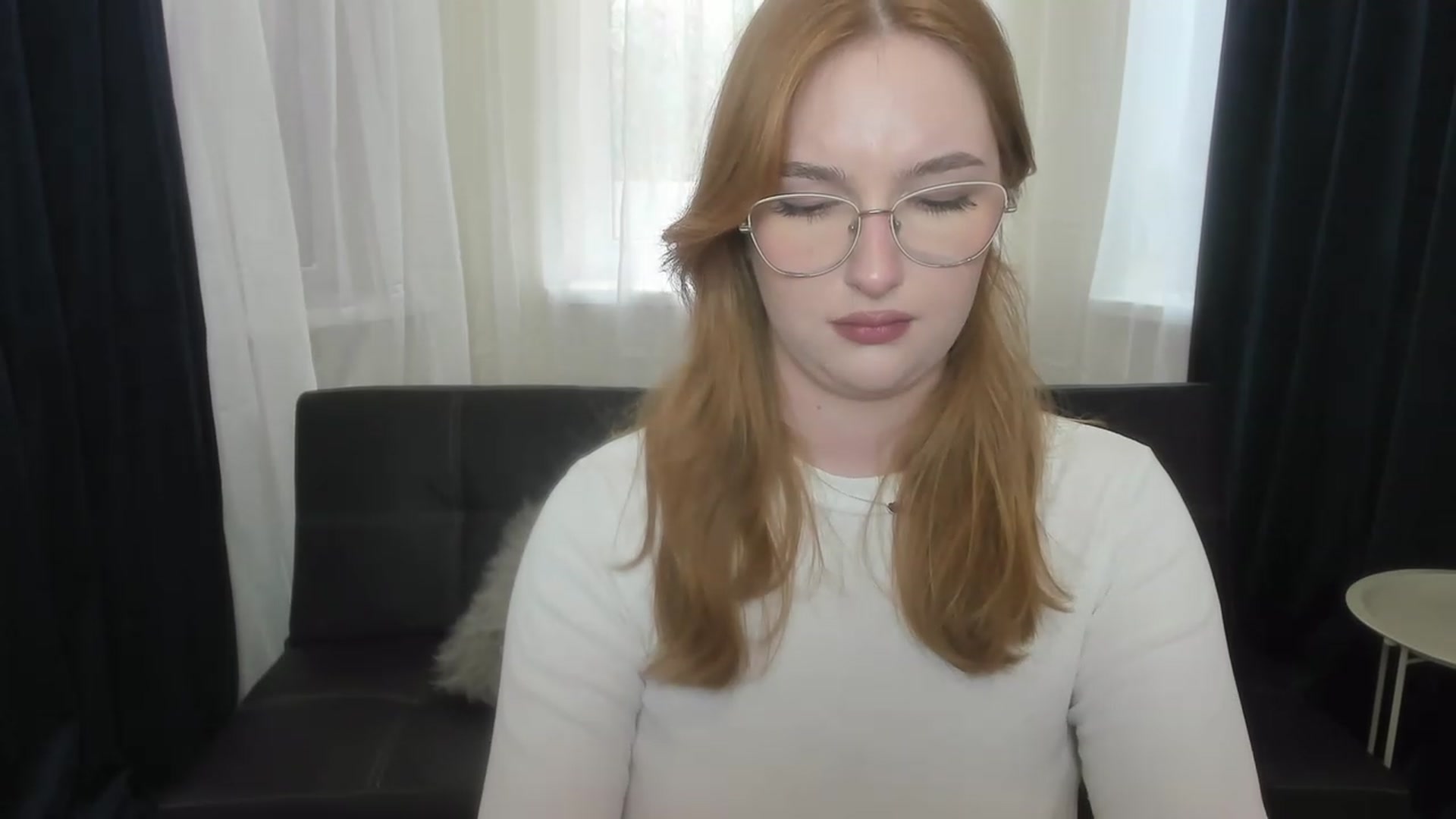 Gallery image thumbnail from AnaFoxy's myfreecams stream on, 07/27/2023, 08:39 image 16 of 20