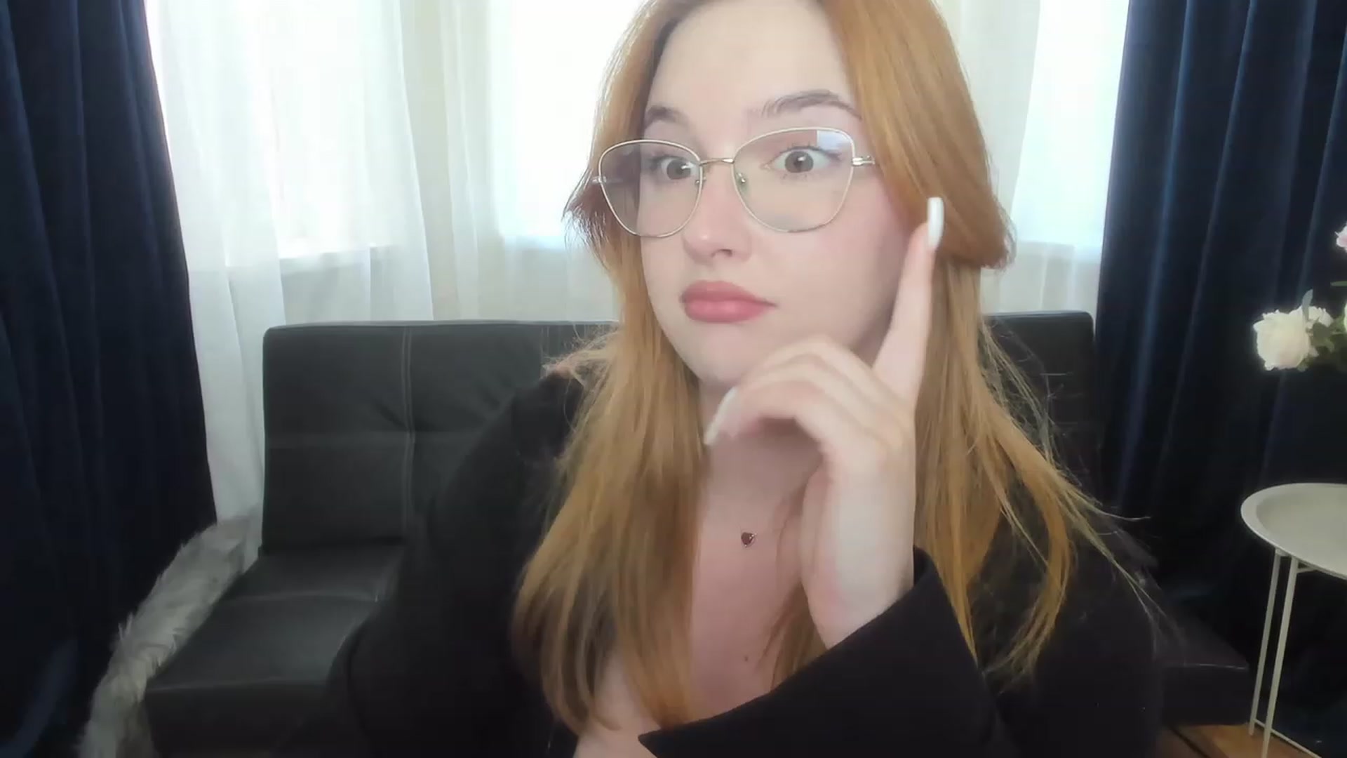 Gallery image thumbnail from AnaFoxy's myfreecams stream on, 07/28/2023, 10:44 image 19 of 20