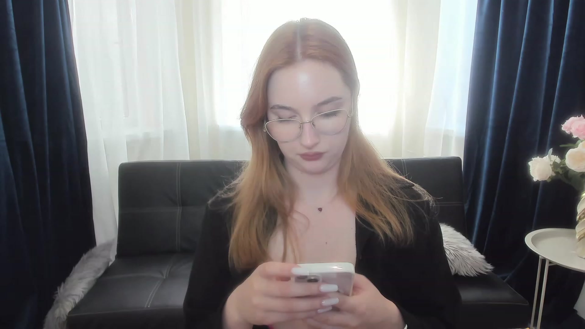 Gallery image thumbnail from AnaFoxy's myfreecams stream on, 07/28/2023, 13:18 image 2 of 20