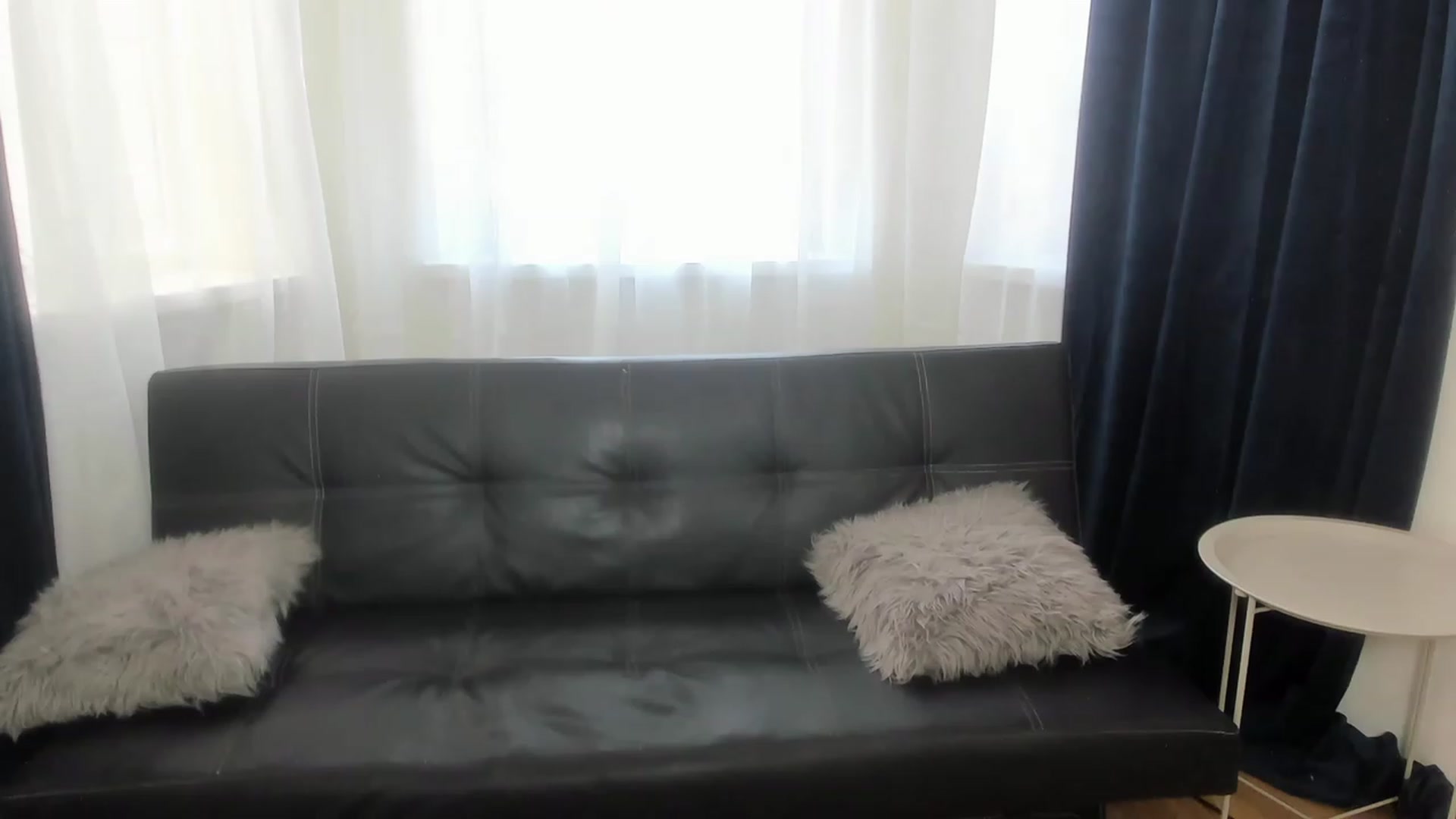 Gallery image thumbnail from AnaFoxy's myfreecams stream on, 08/14/2023, 10:20 image 12 of 20